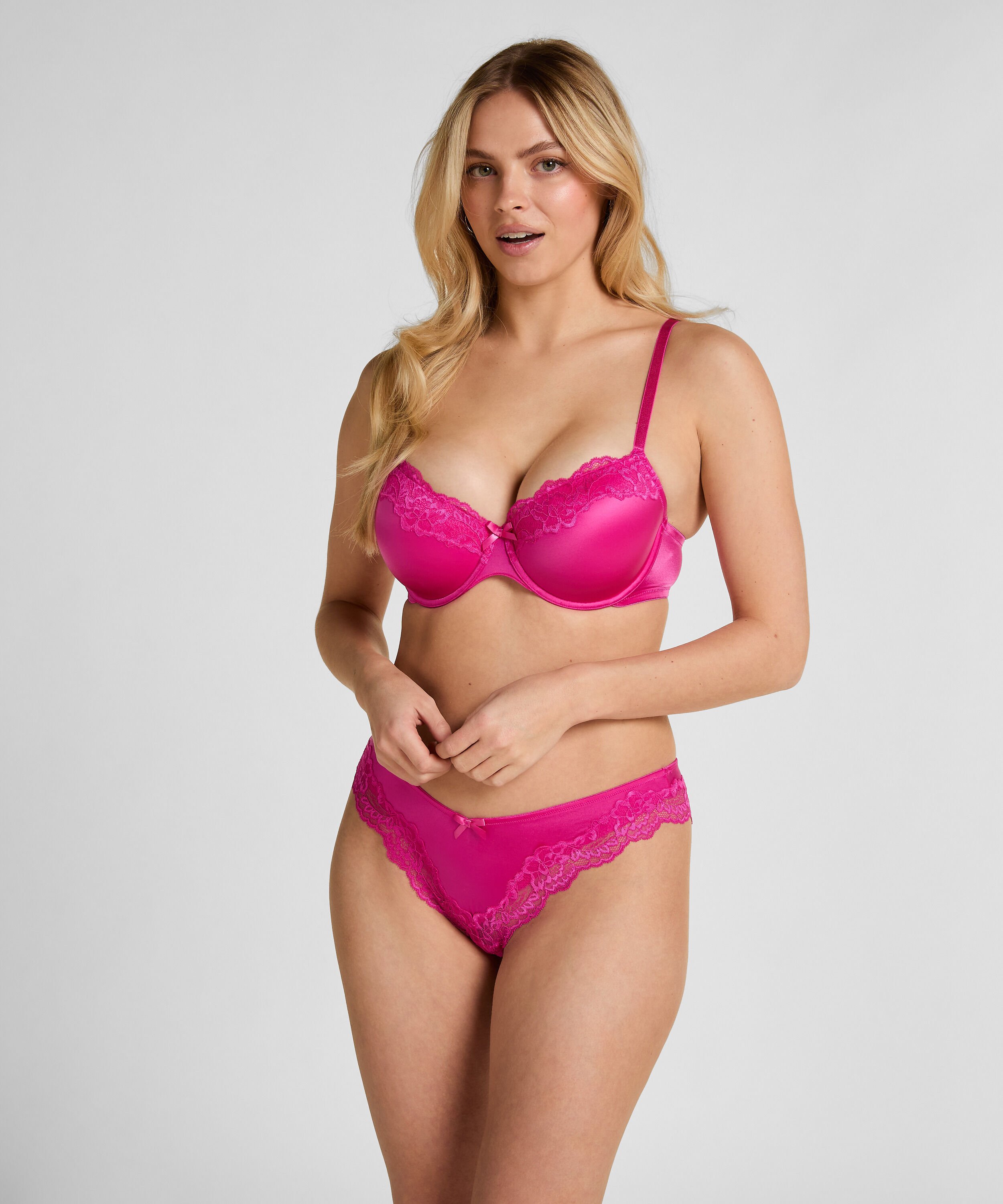Soutien-gorge à armatures préformé Lace & Shine