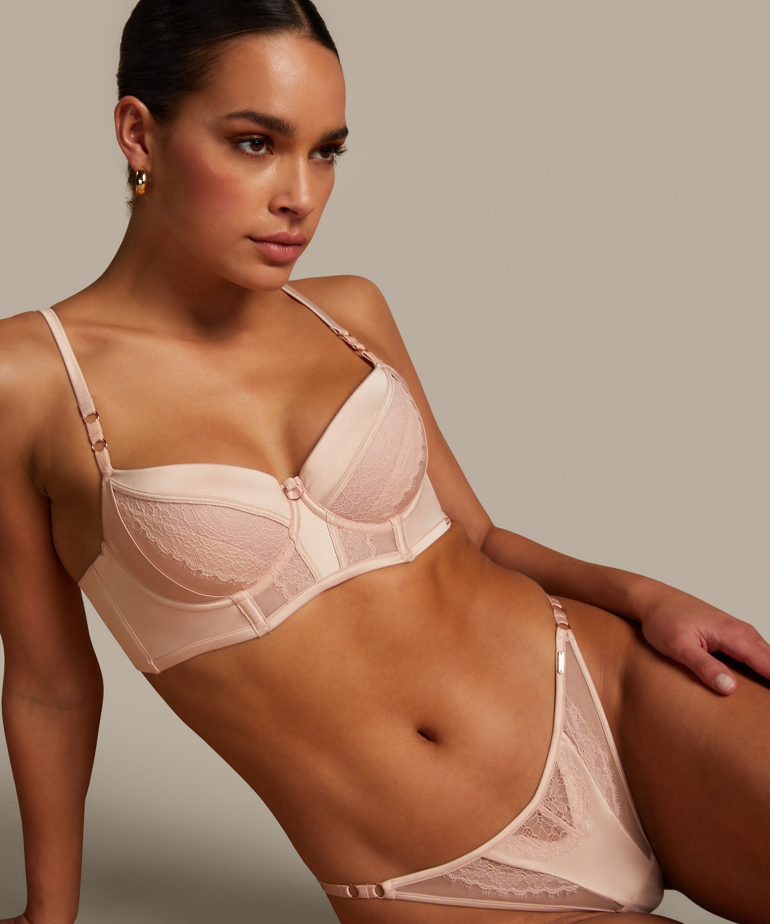 Soutien-gorge à armatures préformé Nicole, Rose