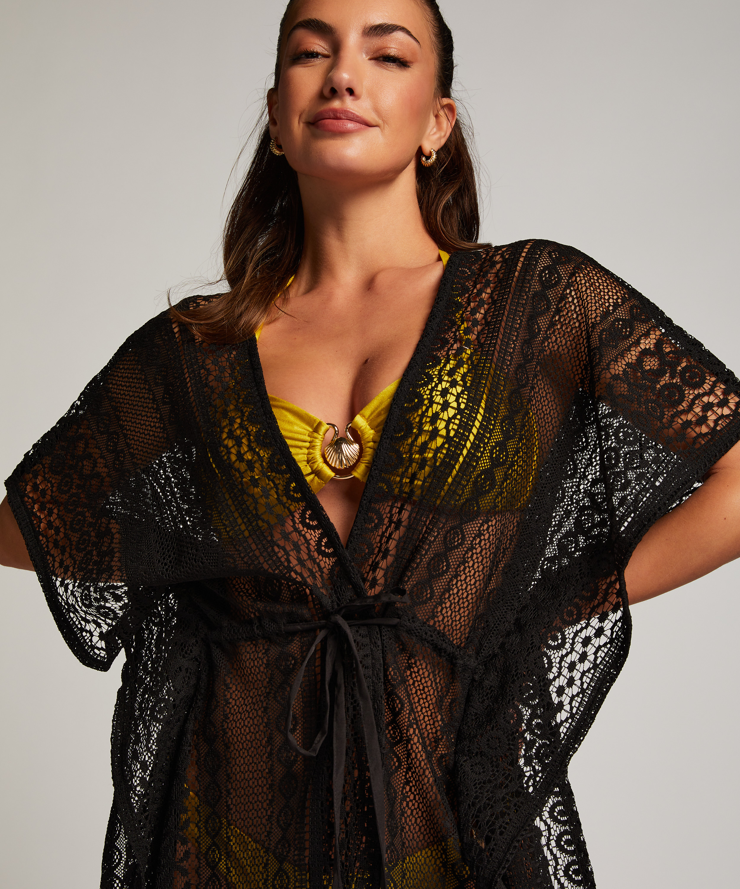 Caftan Plage, Noir, main