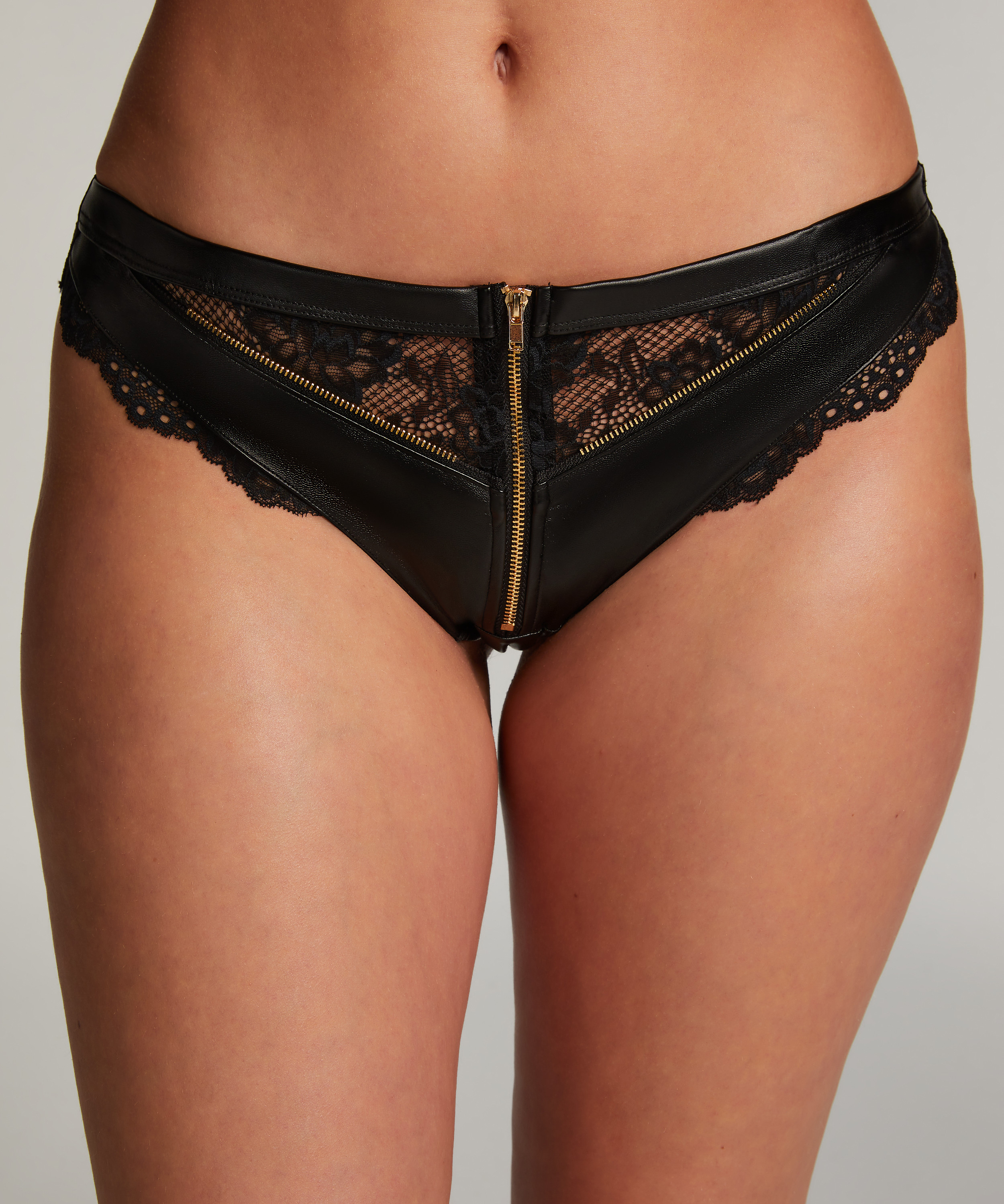 Slip brésilien Talia, Noir, main