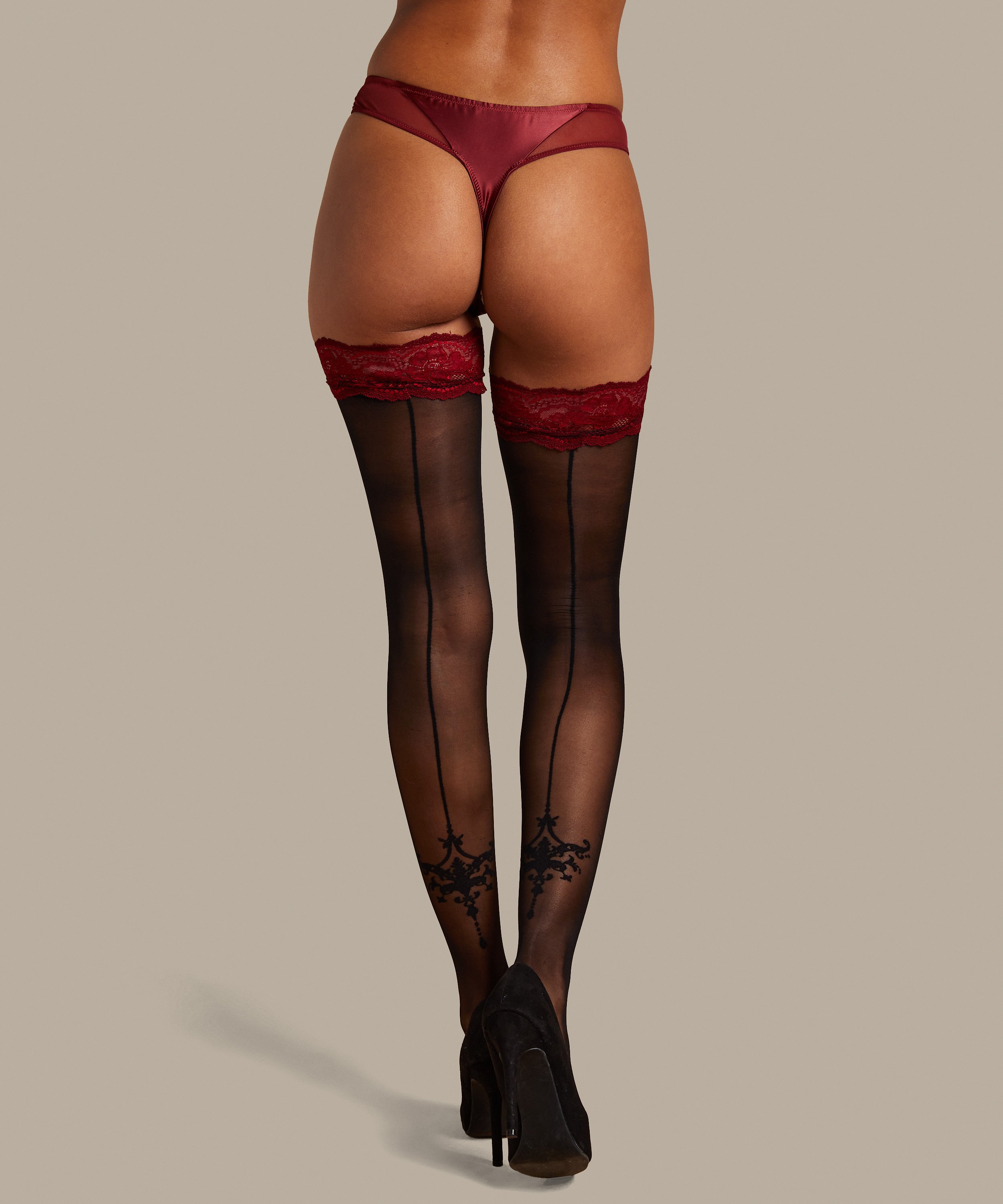 Bas autofixants 20 Deniers Noir Zoe, Rouge, main