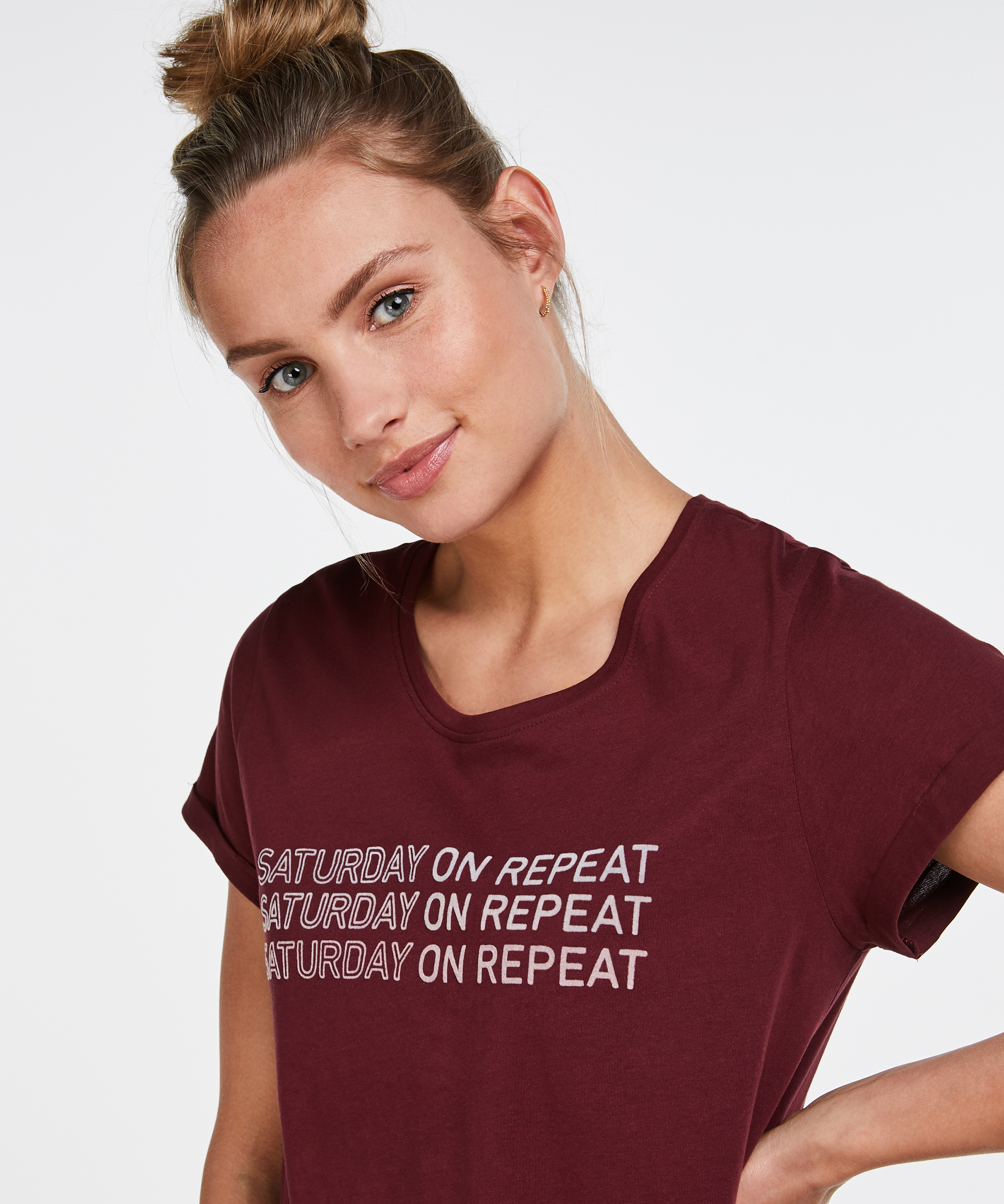 Chemise de nuit à col rond, Rouge, main