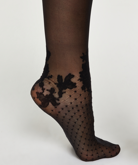 Stay-up Chase 15 deniers Rebecca Mir, Rouge