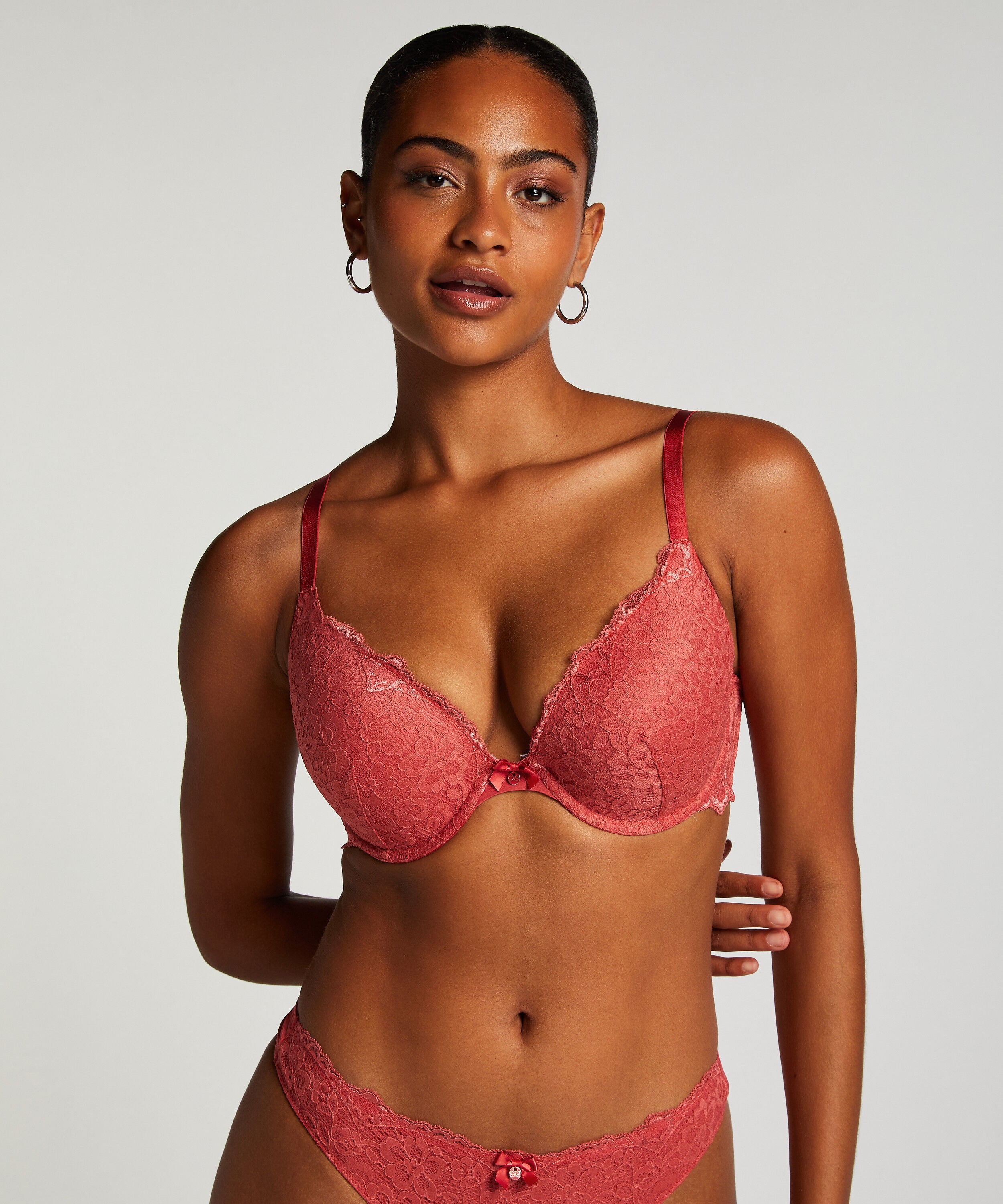 Soutien-gorge à armatures préformé push-up Marine, Rouge