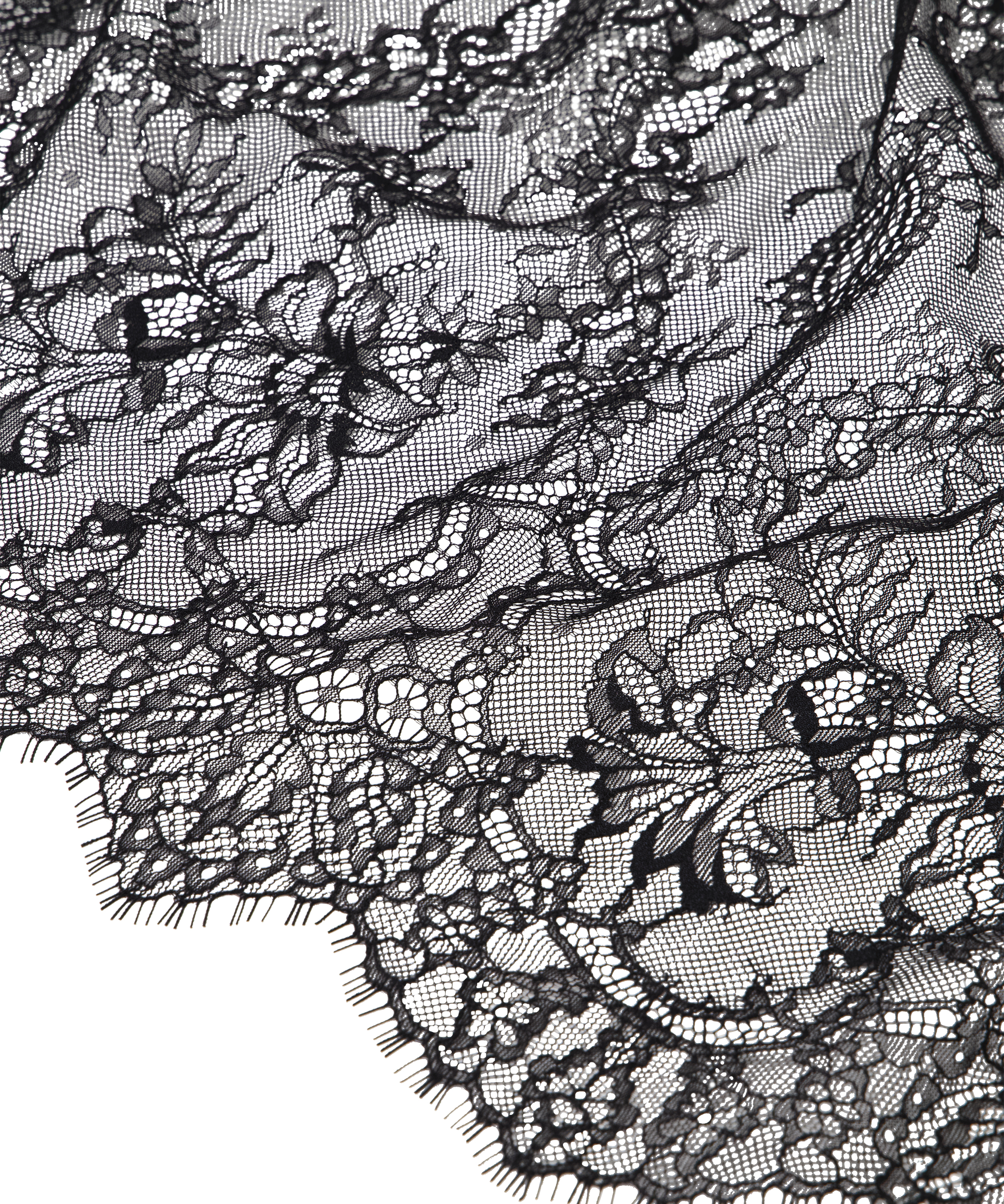 Nuisette Melisande, Noir, main