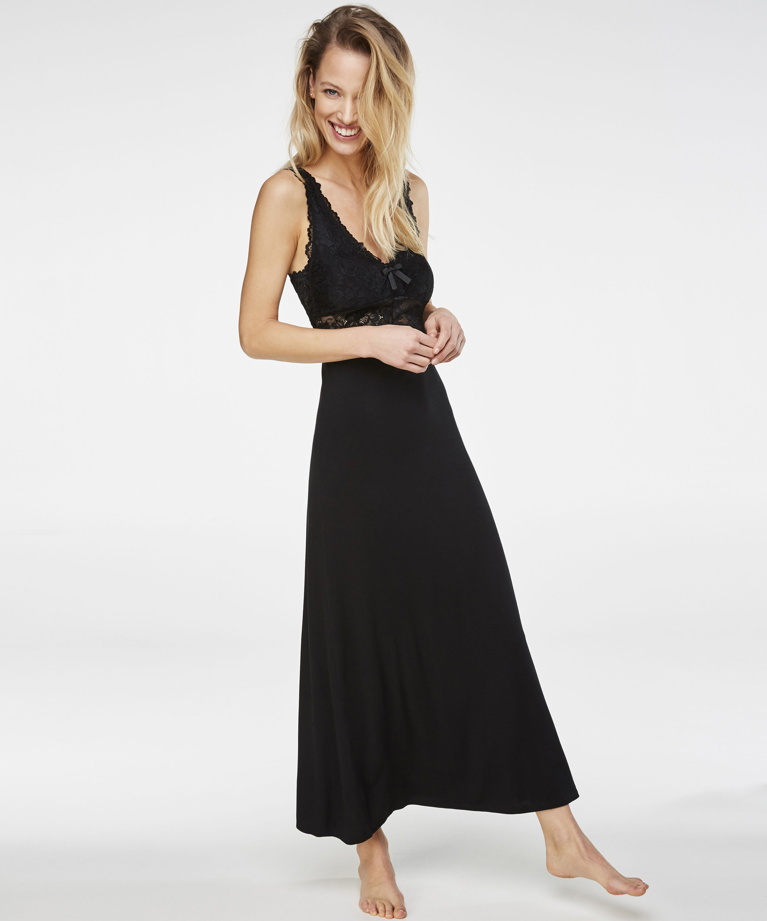 Longue nuisette Modal Lace, Noir