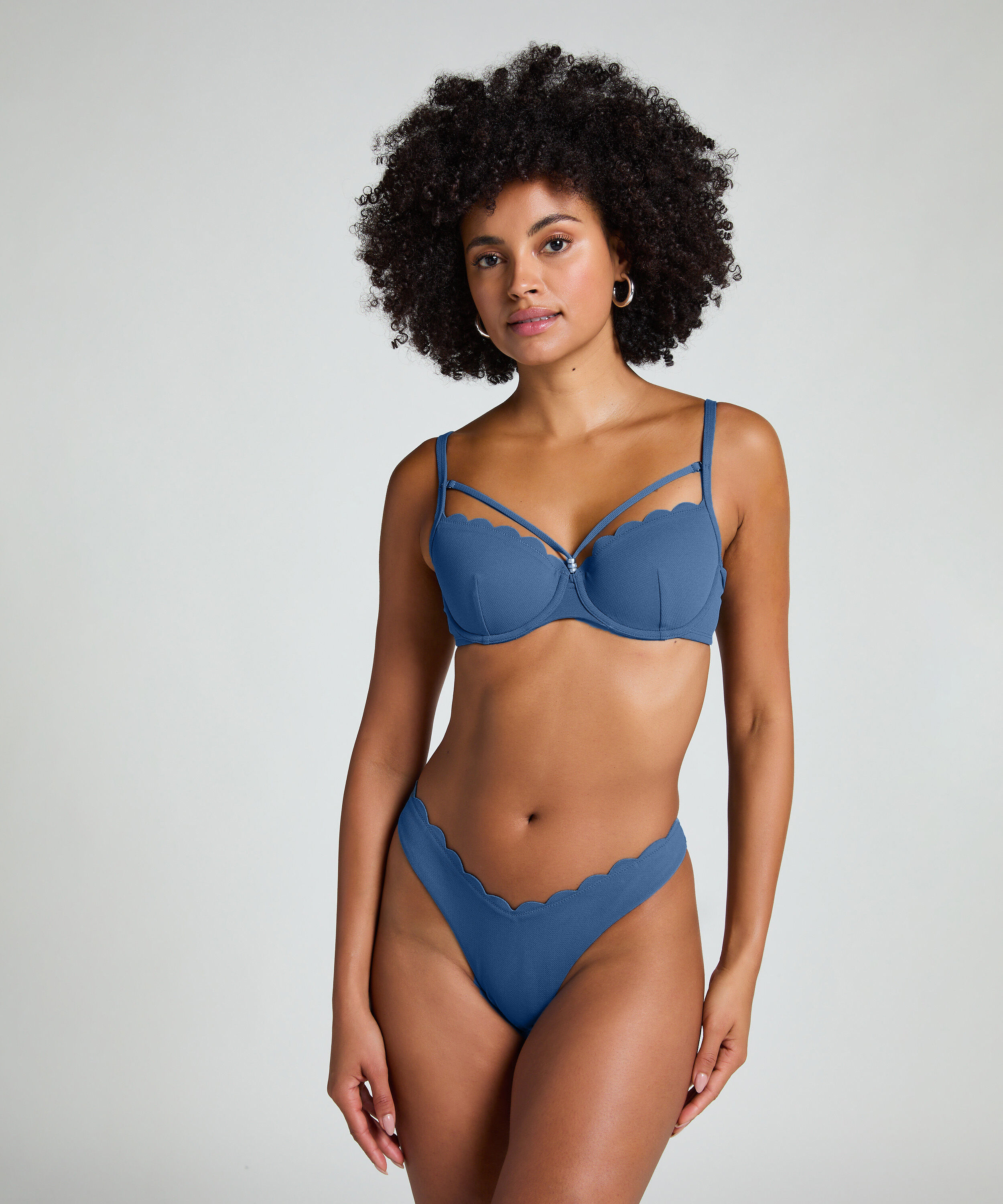 Haut de bikini préformé à armatures Scallop