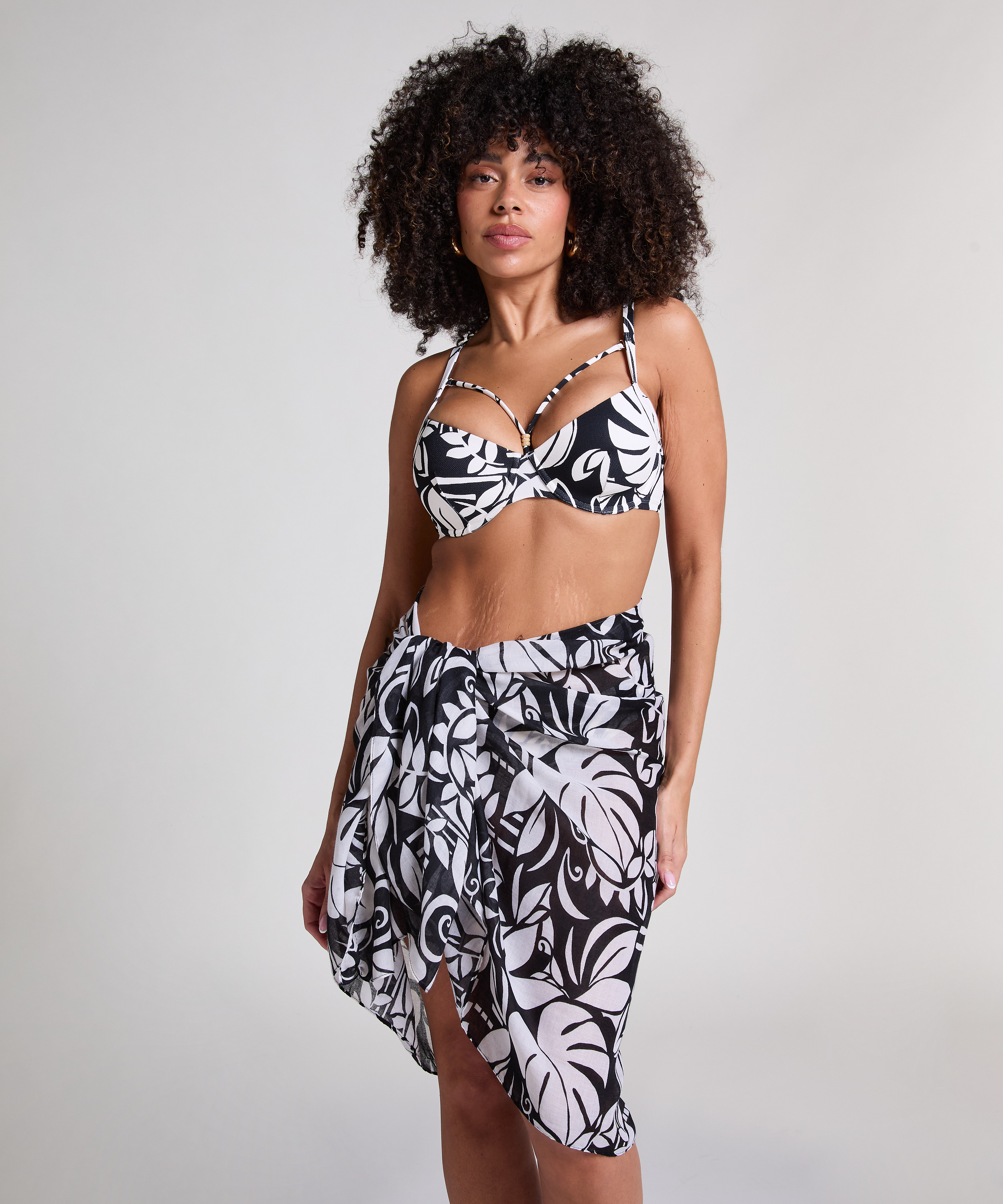 Paréo longueur midi Mauritius, Noir, main