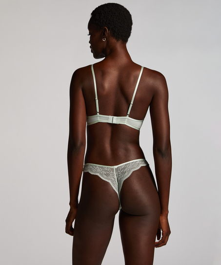 Cheekini Isabelle, Vert