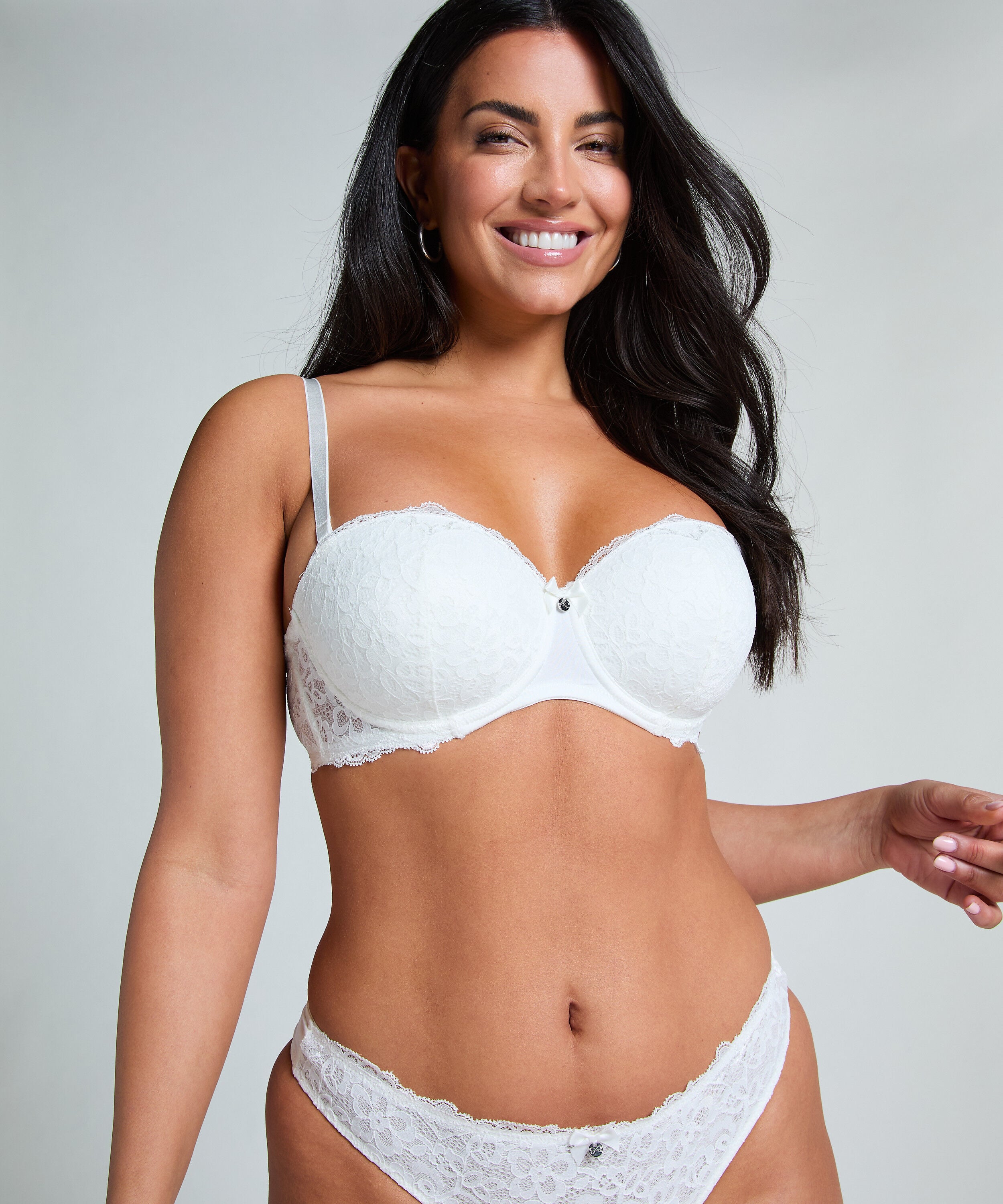 Soutien-gorge à armatures préformé sans bretelles Marine, Blanc Soutien-gorge à armatures préformé sans bretelles Marine, Blanc