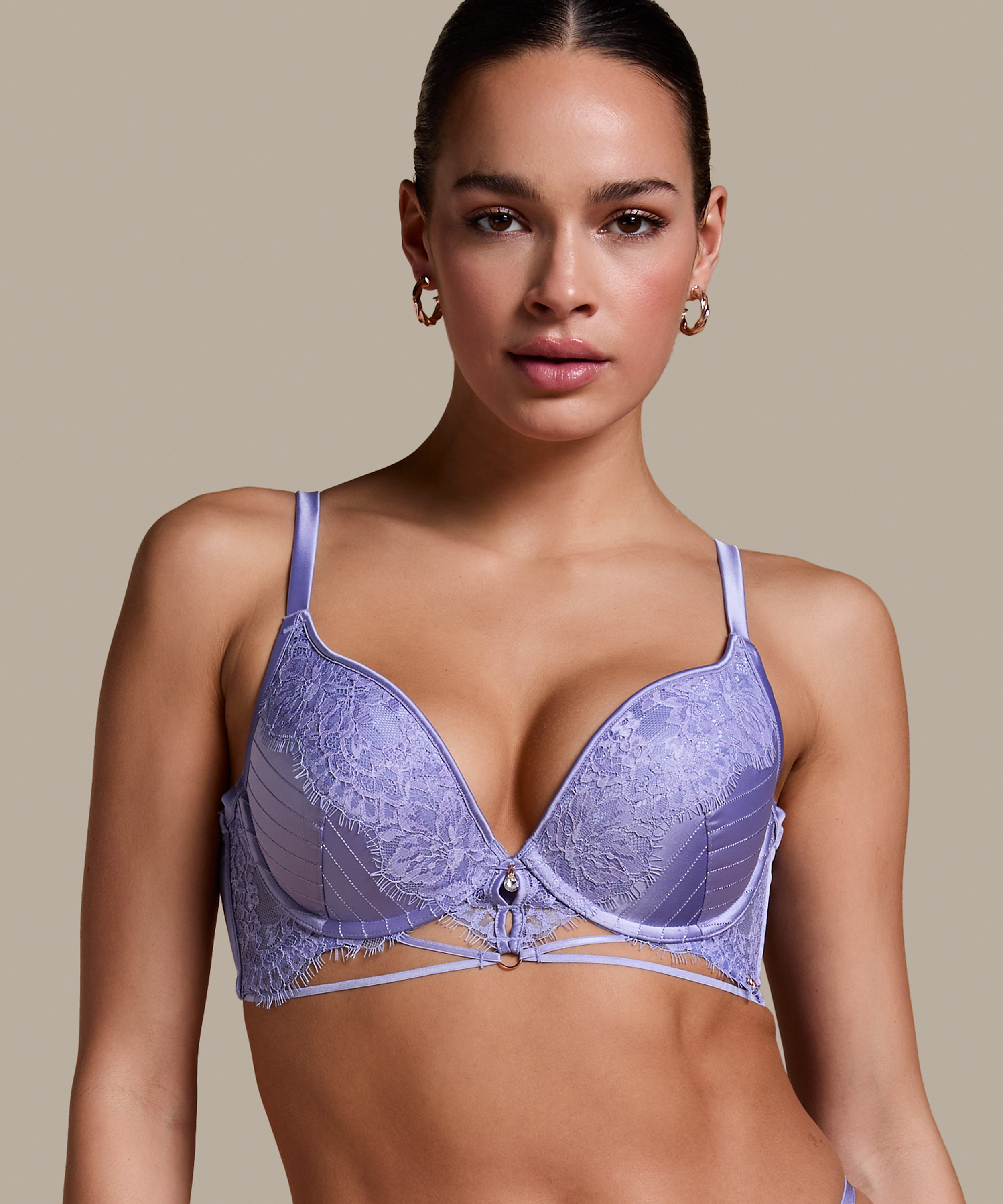 Soutien-gorge push-up à armatures préformé Charlie, Violet, main