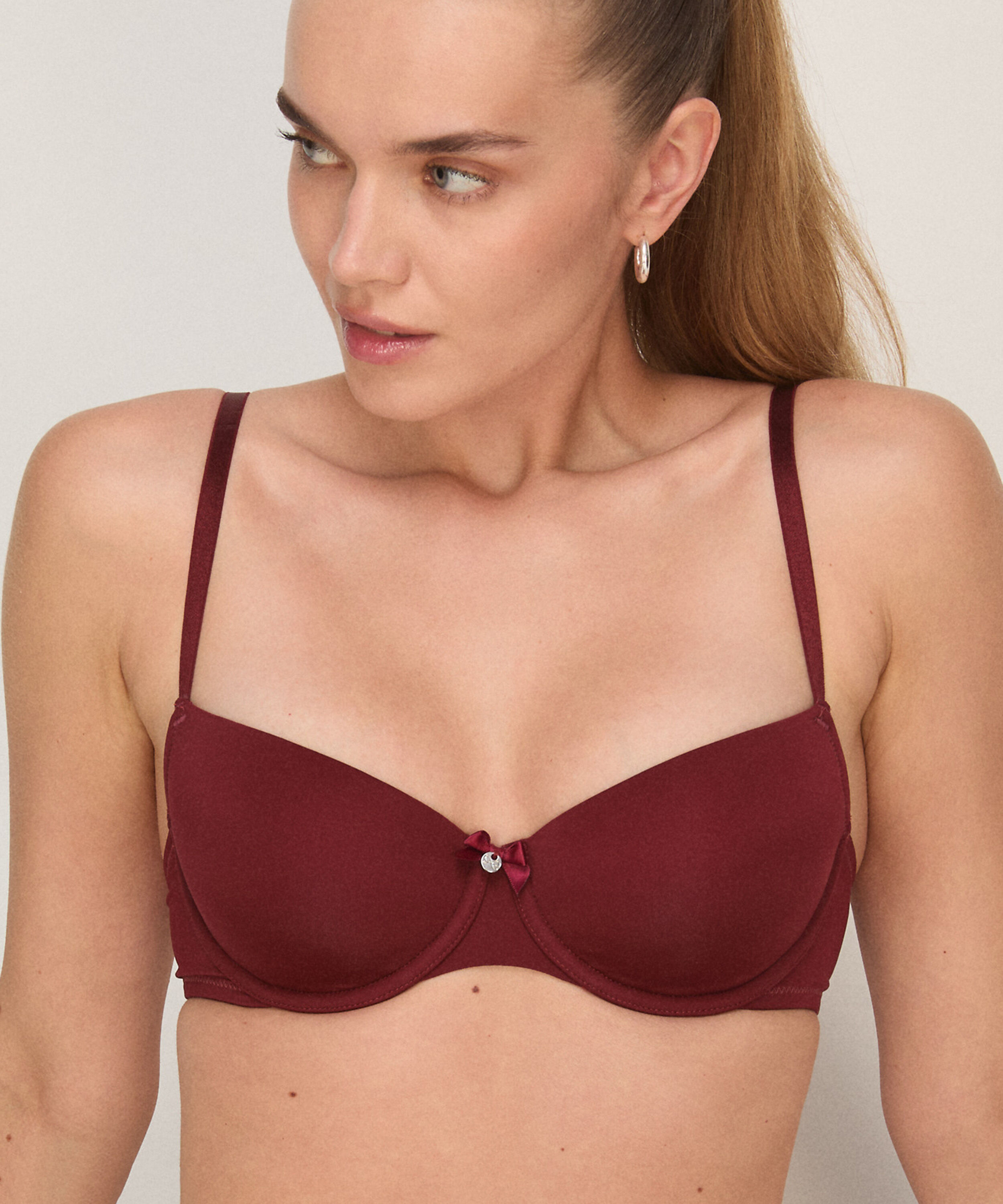 Soutien-gorge à armatures préformé Demi, Rouge Soutien-gorge à armatures préformé Demi, Rouge