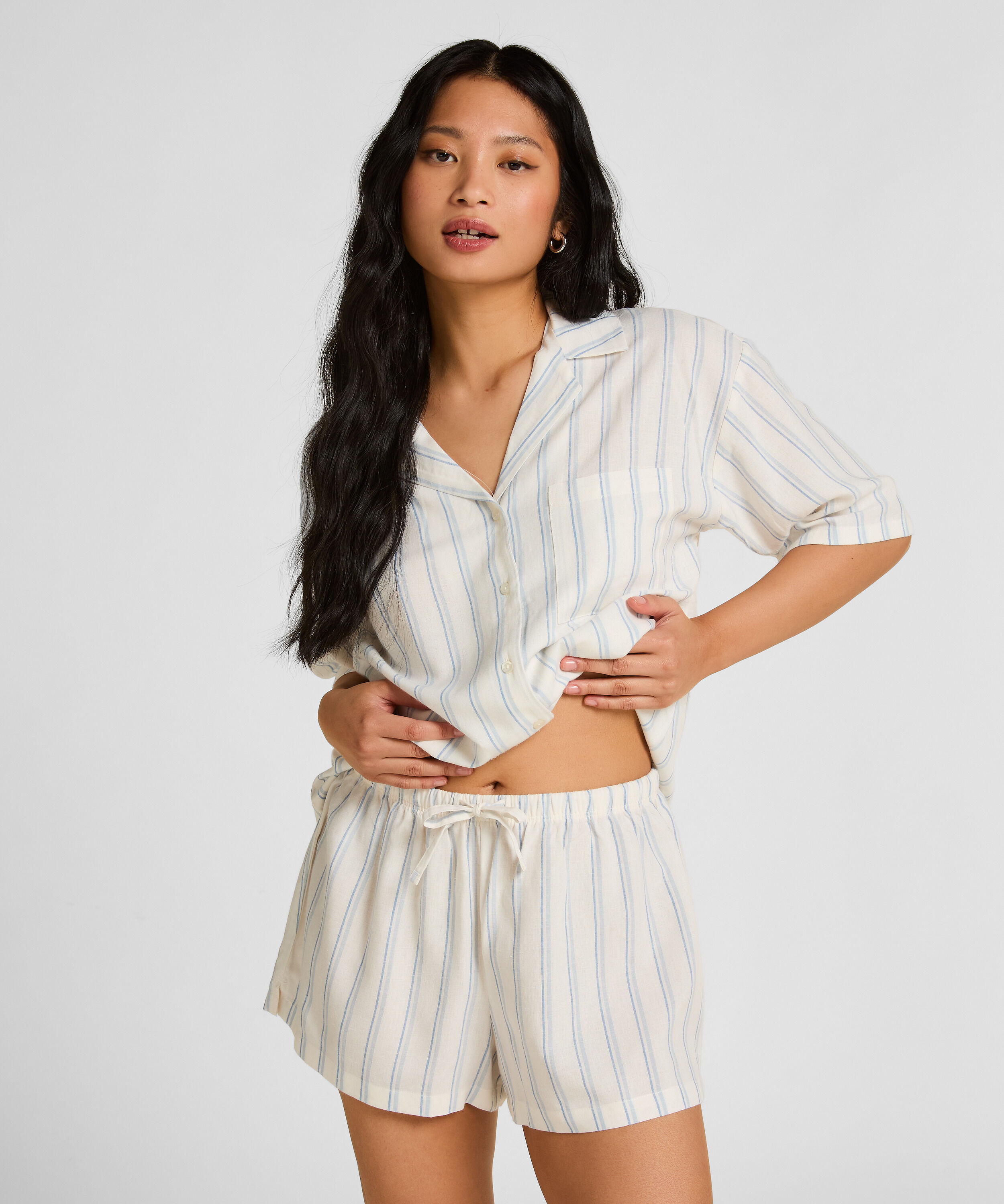 Short en Lin, Blanc Short en Lin, Blanc