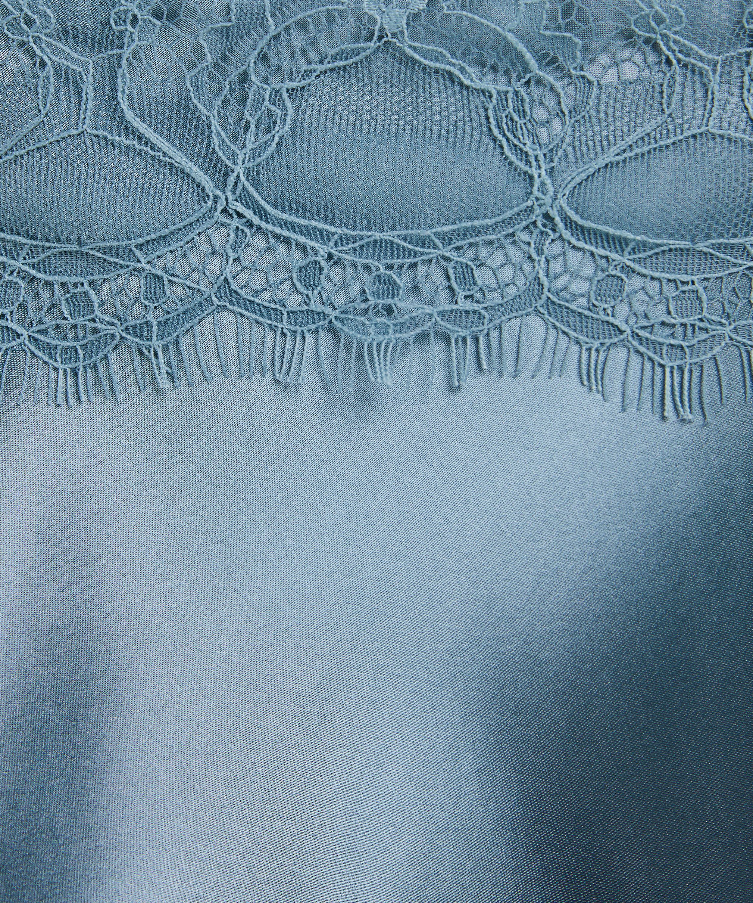 Nuisette en dentelle de soie, Bleu, main