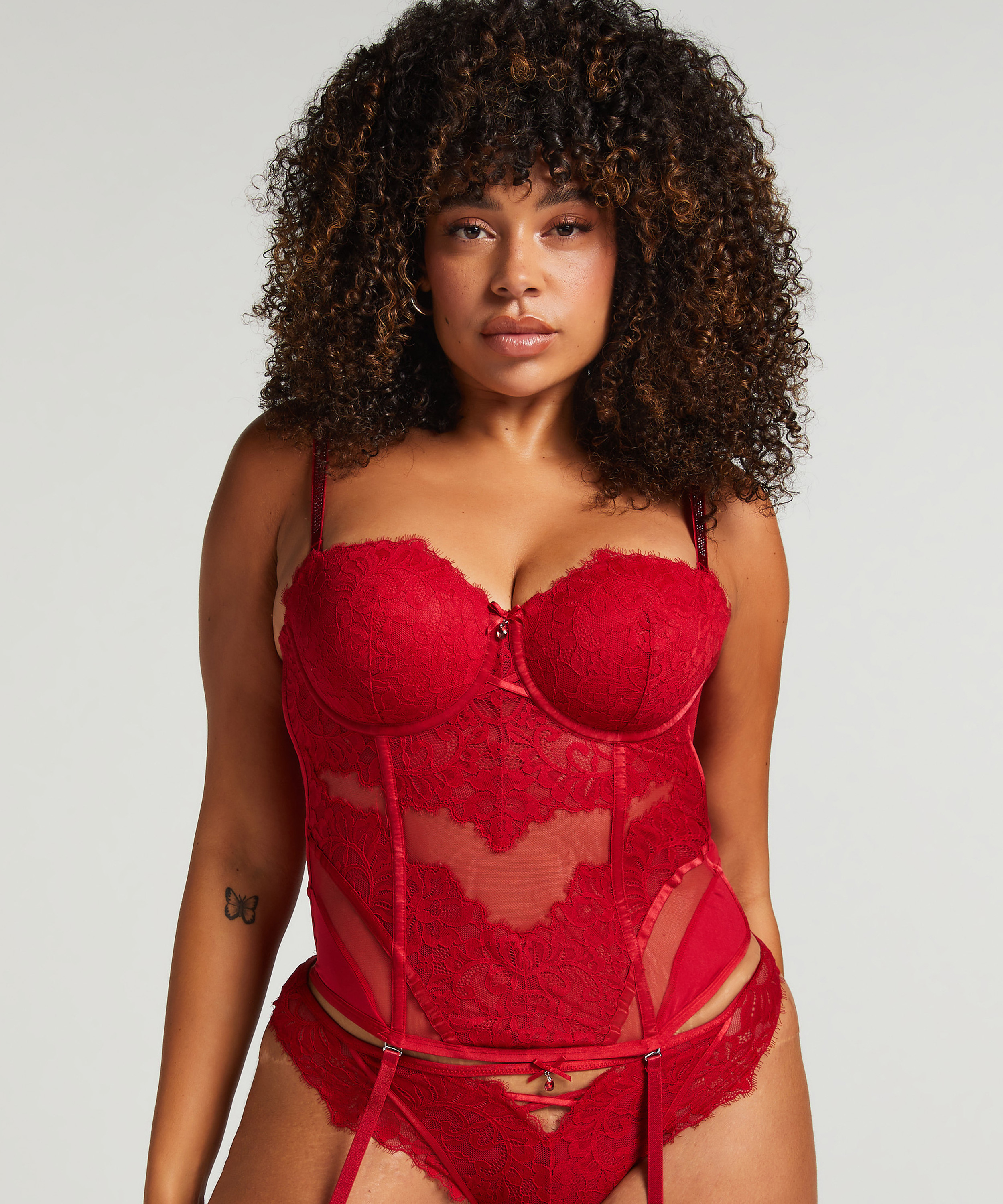 Bustier Charlotta, Rouge, main