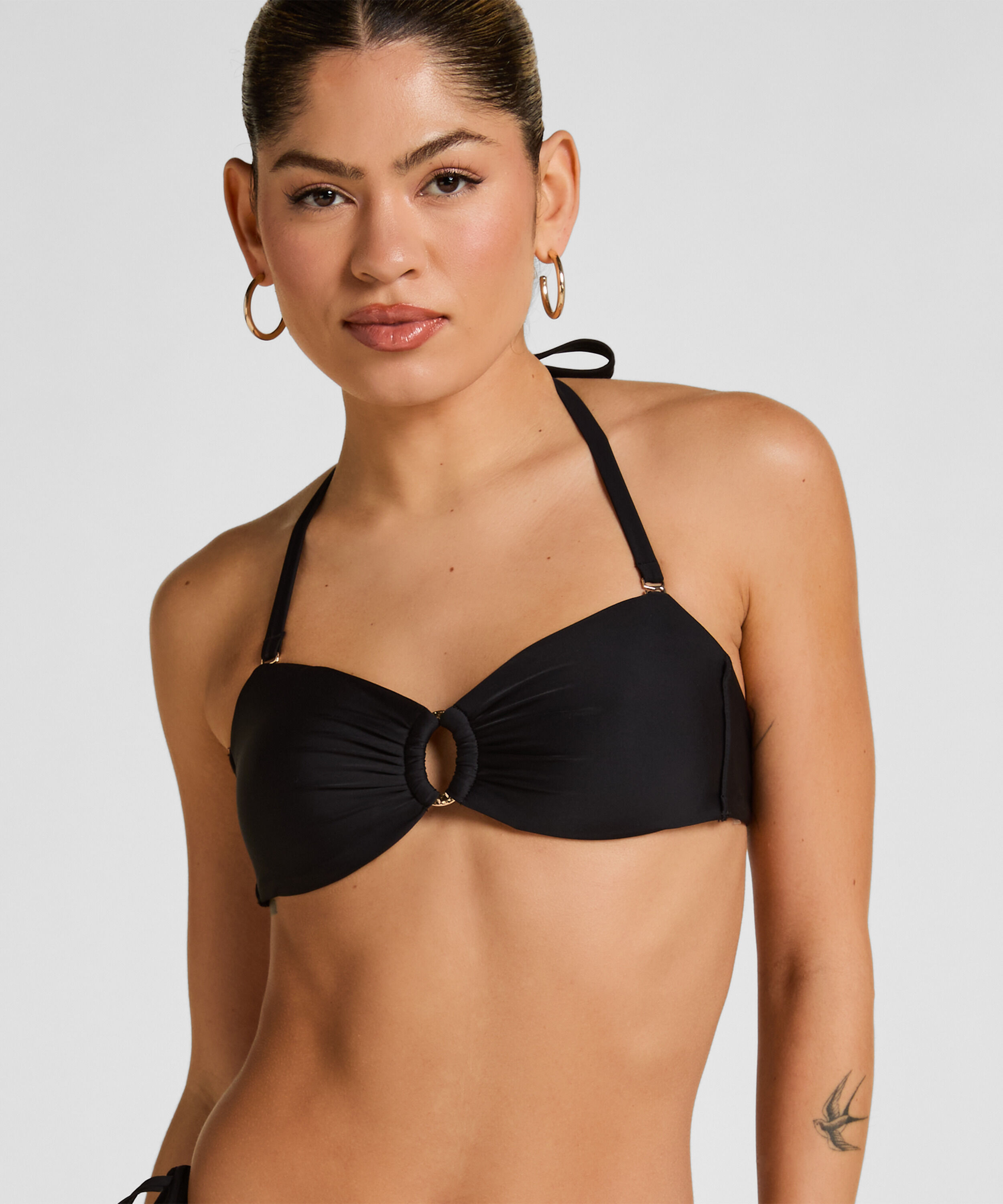 Haut de Bikini Bandeau Luxe avec Anneau, Noir