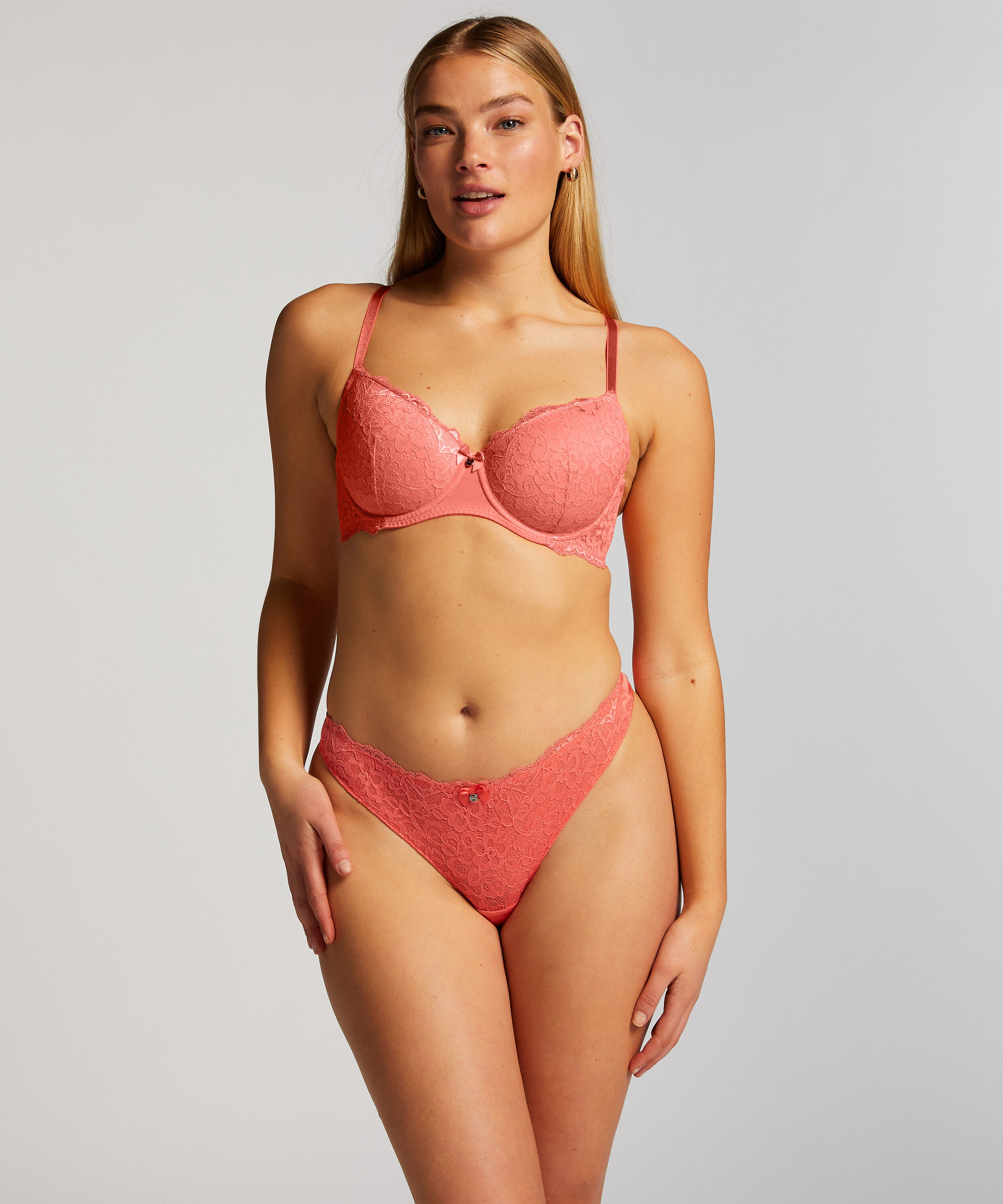 String Marine, Rose String Marine, Rose