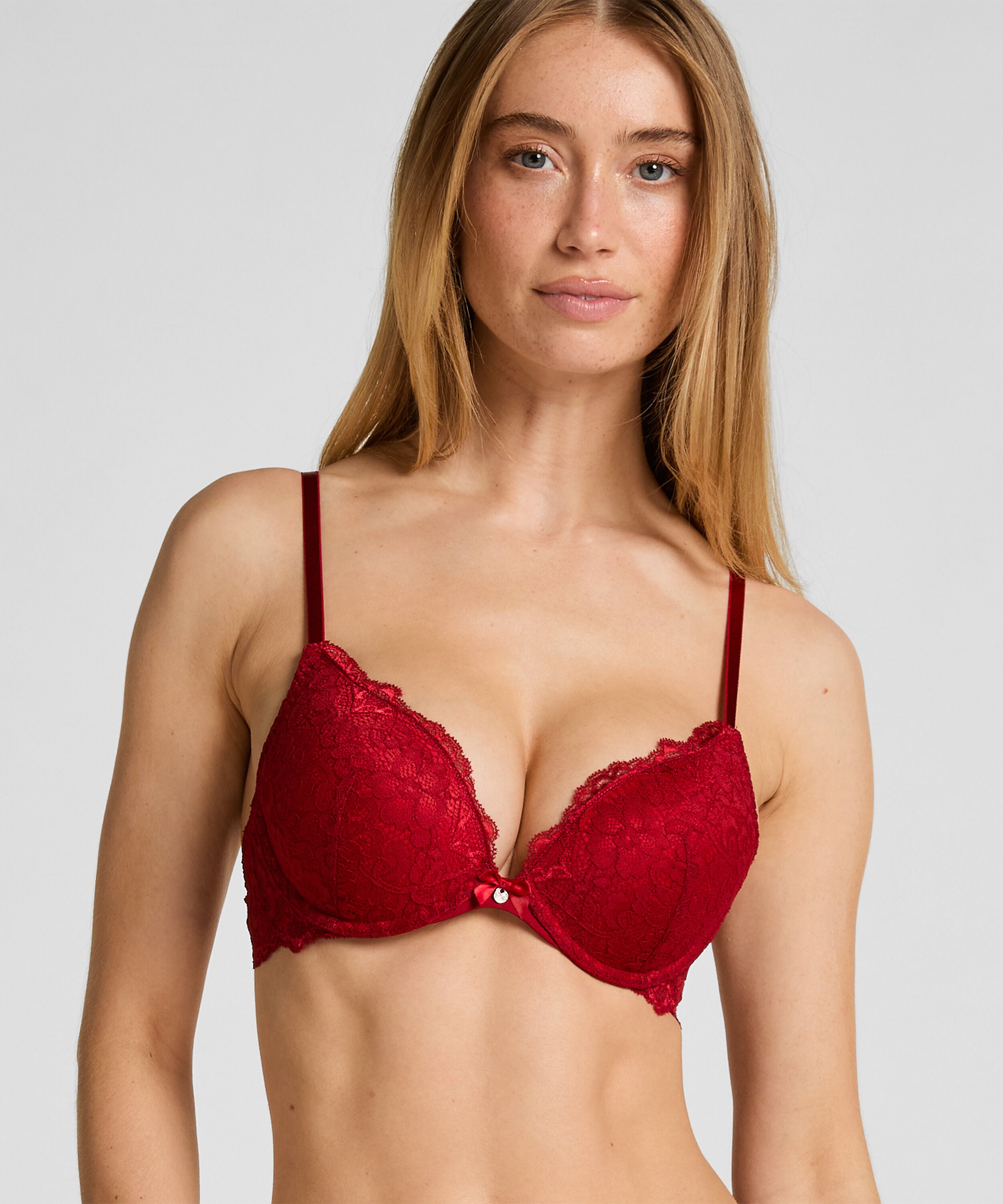 Soutien-gorge à armatures préformé push-up Marine, Rouge Soutien-gorge à armatures préformé push-up Marine, Rouge