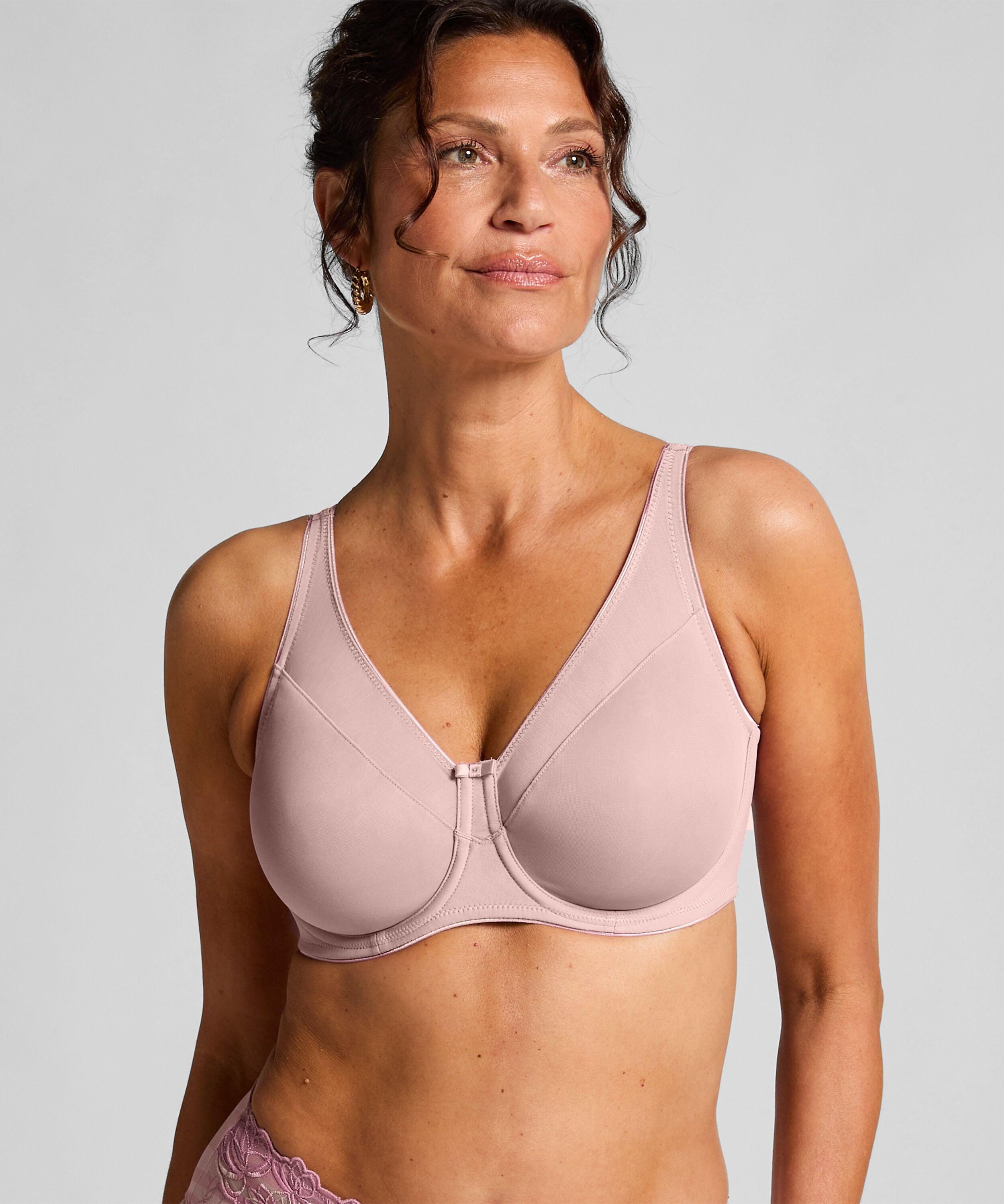 Soutien-gorge à armatures non-préformé minimiseur Nina, Violet Soutien-gorge à armatures non-préformé minimiseur Nina, Violet