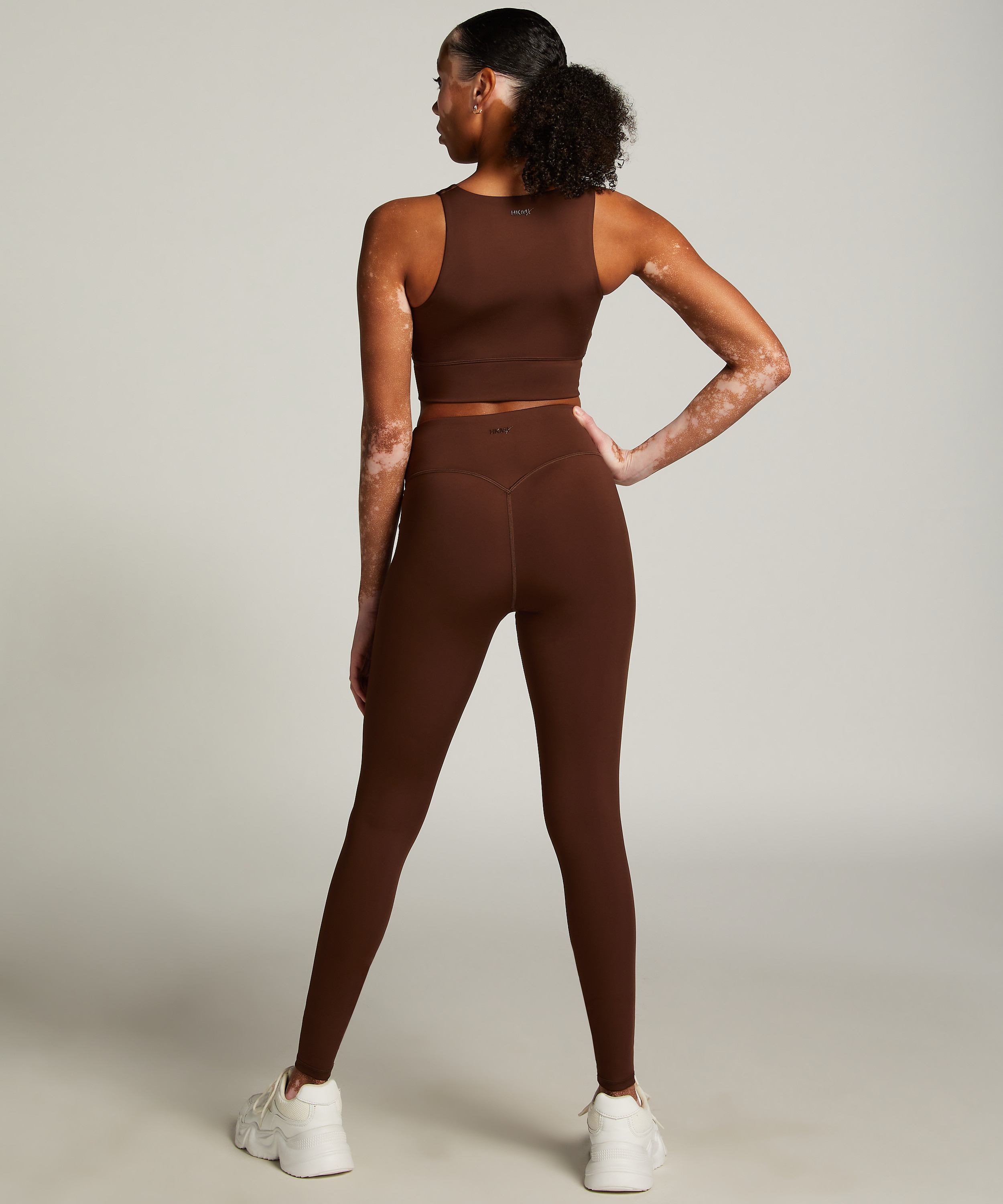 HKMX Legging croisé à taille haute, marron, main