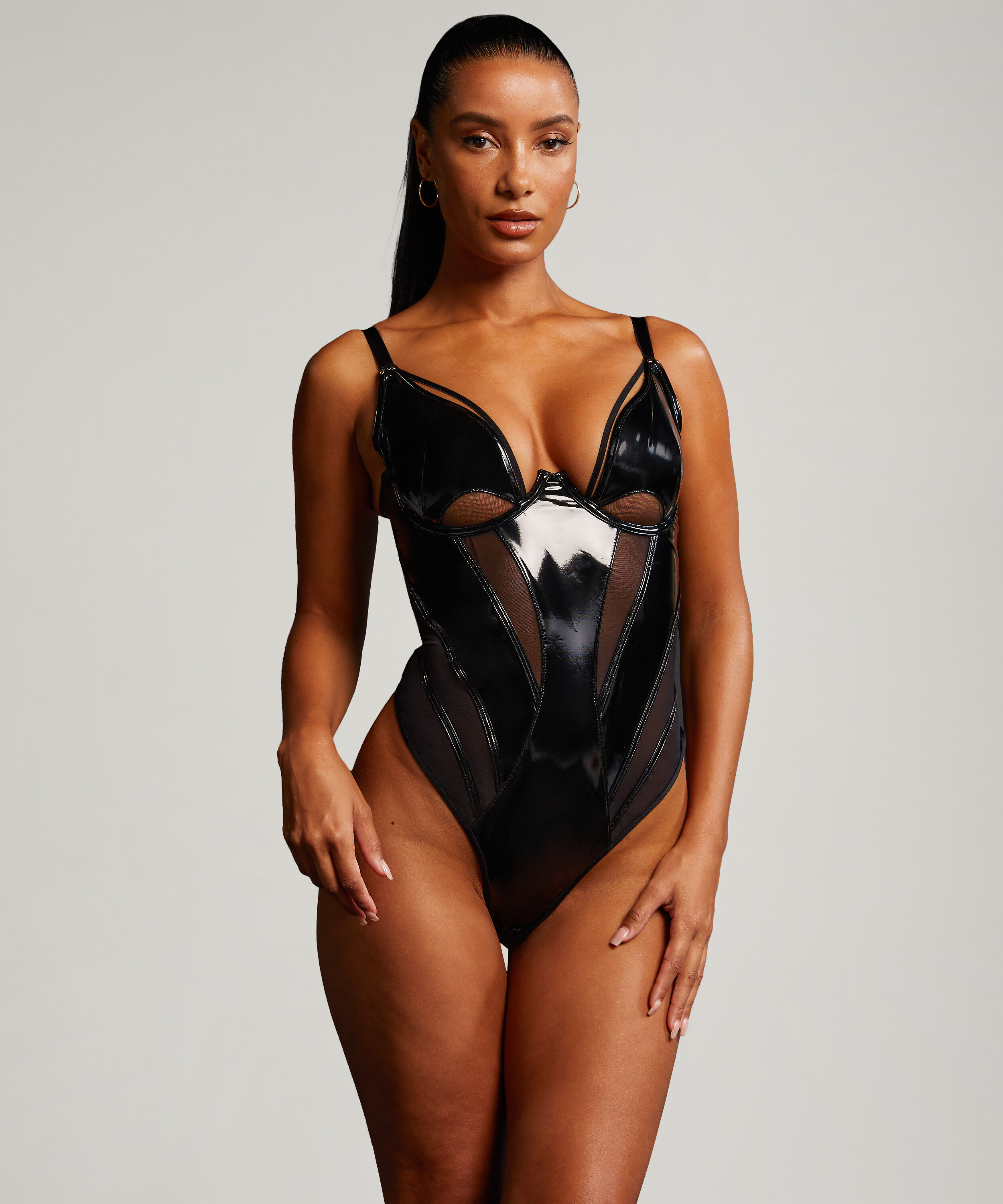 Body Seductress, Noir