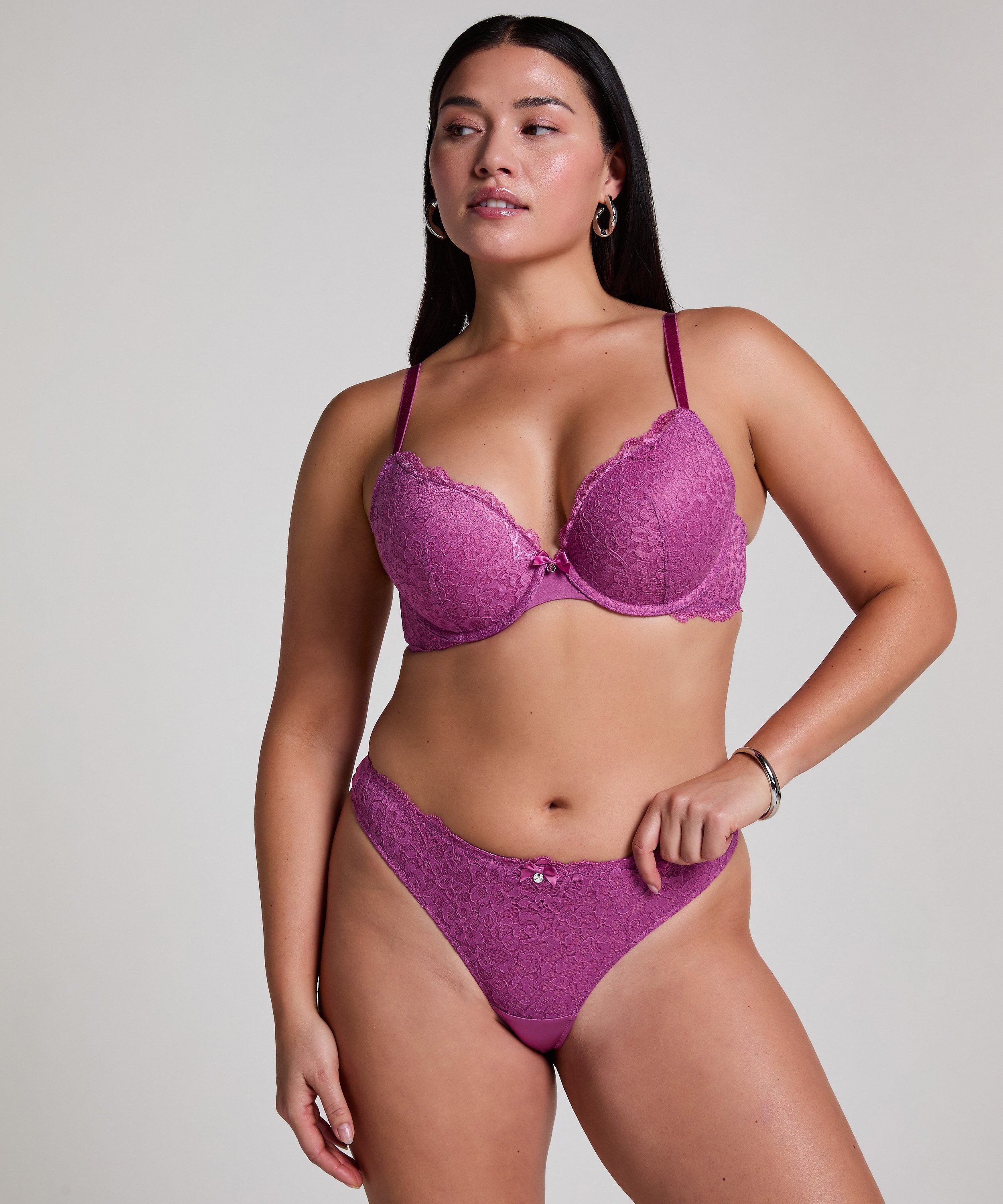 Soutien-gorge à armatures préformé push-up Marine, Rose, main