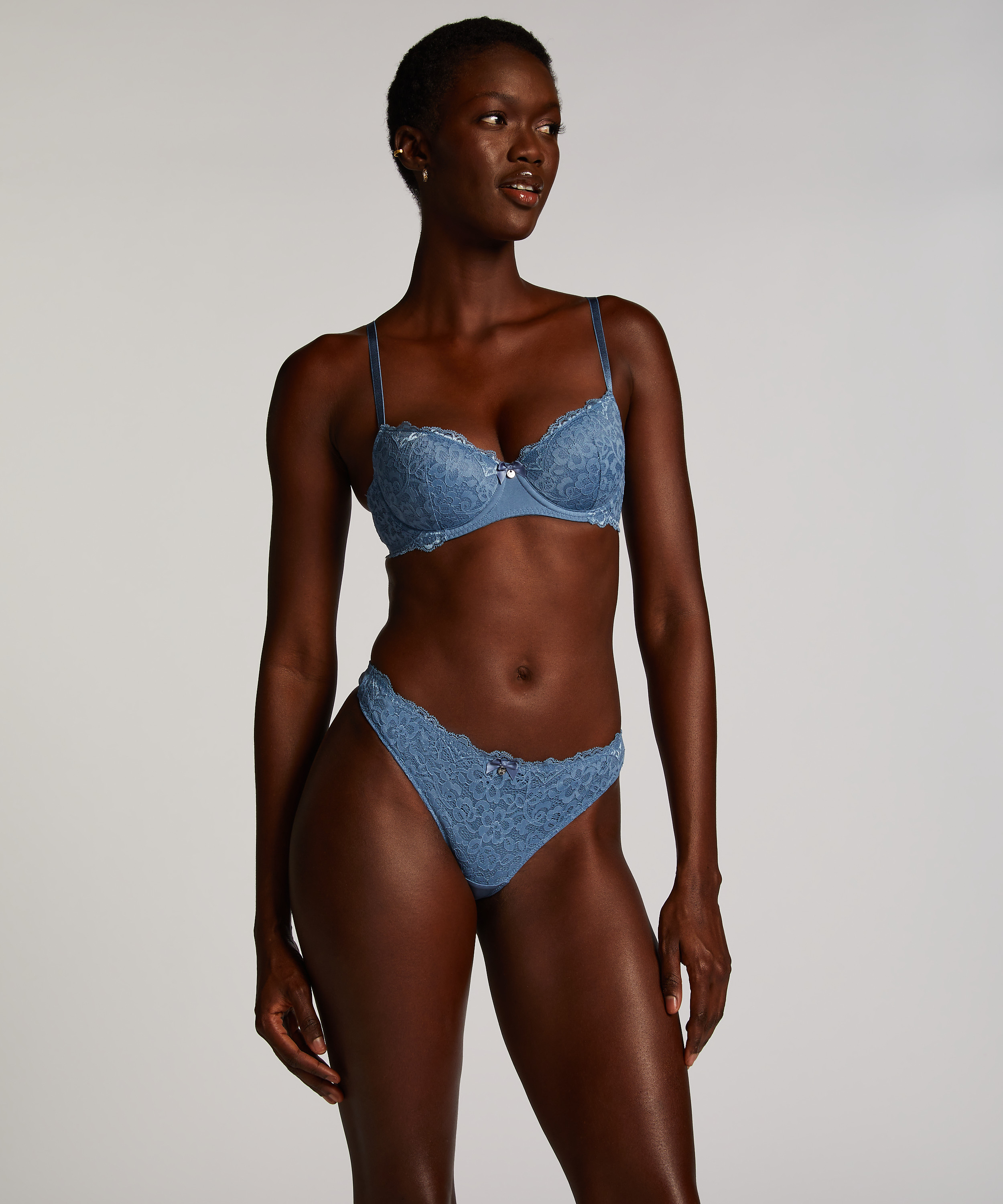 Soutien-gorge à armatures préformé Marine, Bleu, main