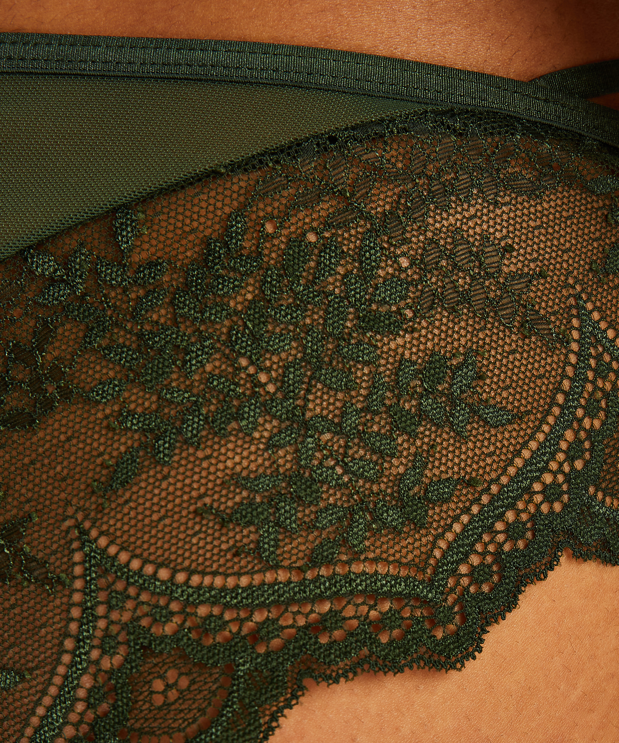 Slip brésilien Anna, Vert, main