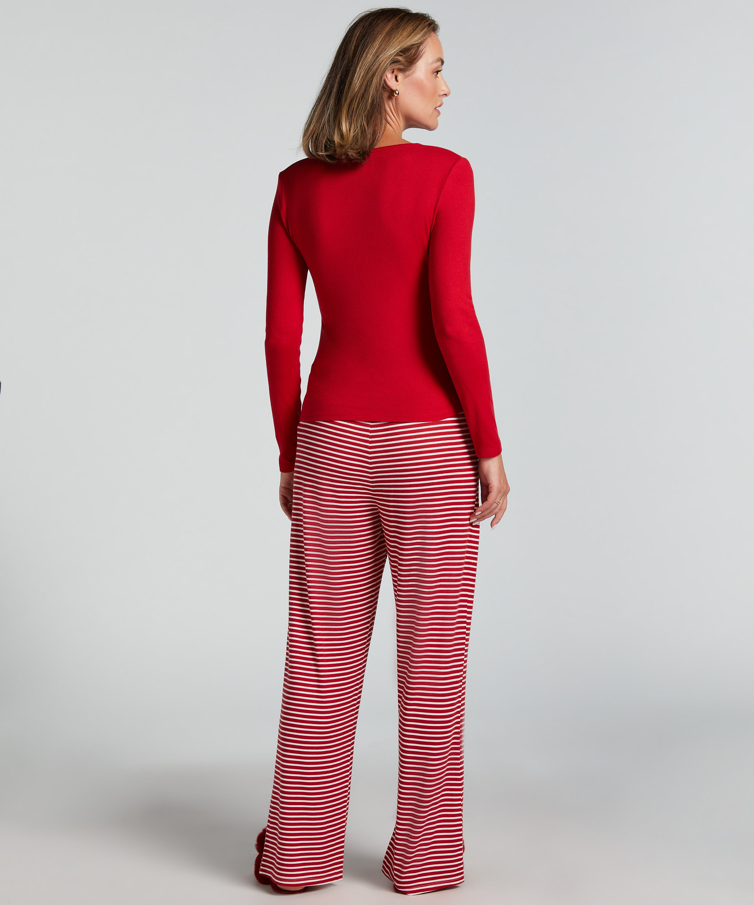 Ensemble de pyjama, Rouge, main