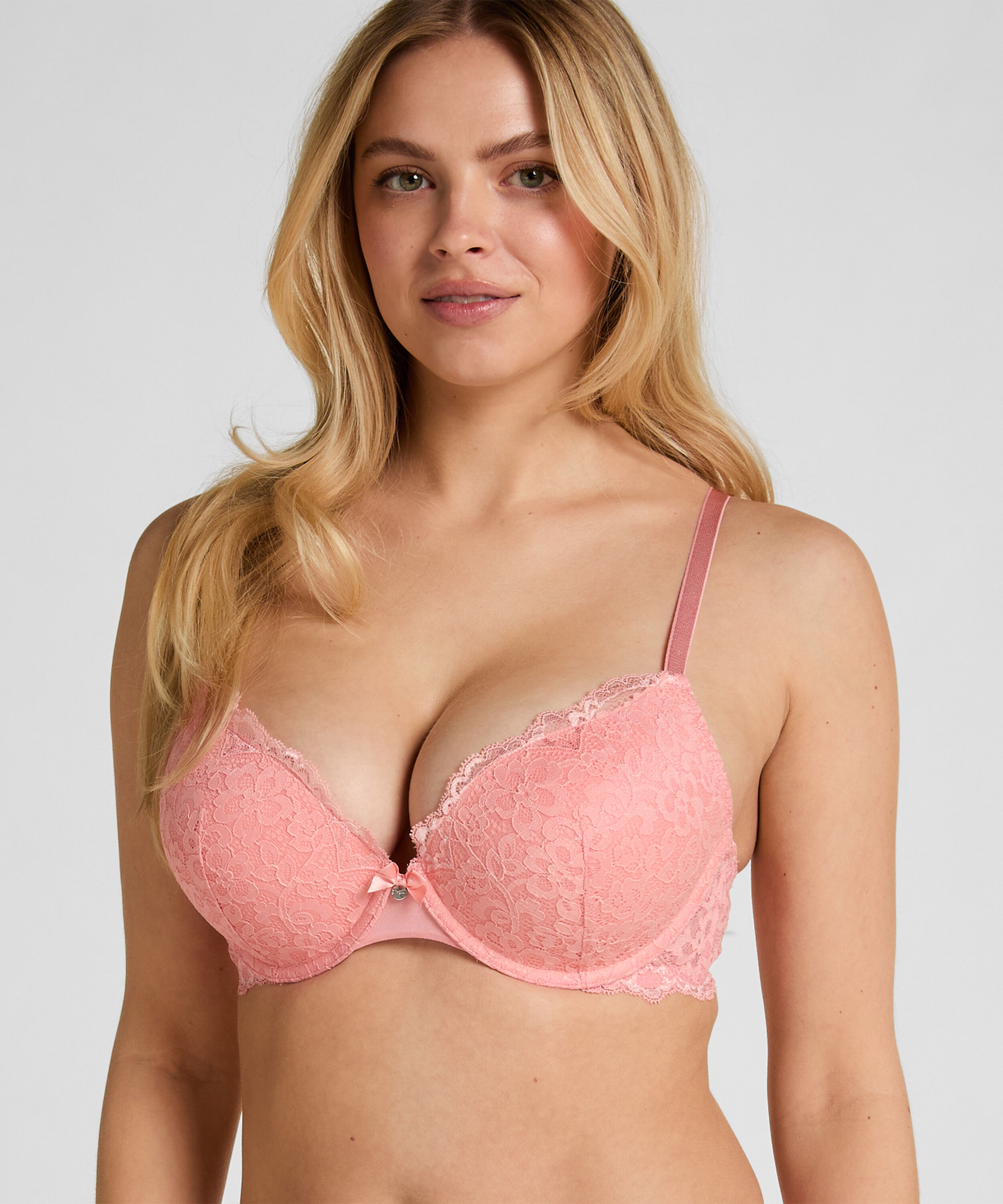 Soutien-gorge à armatures préformé push-up Marine, Rose Soutien-gorge à armatures préformé push-up Marine, Rose