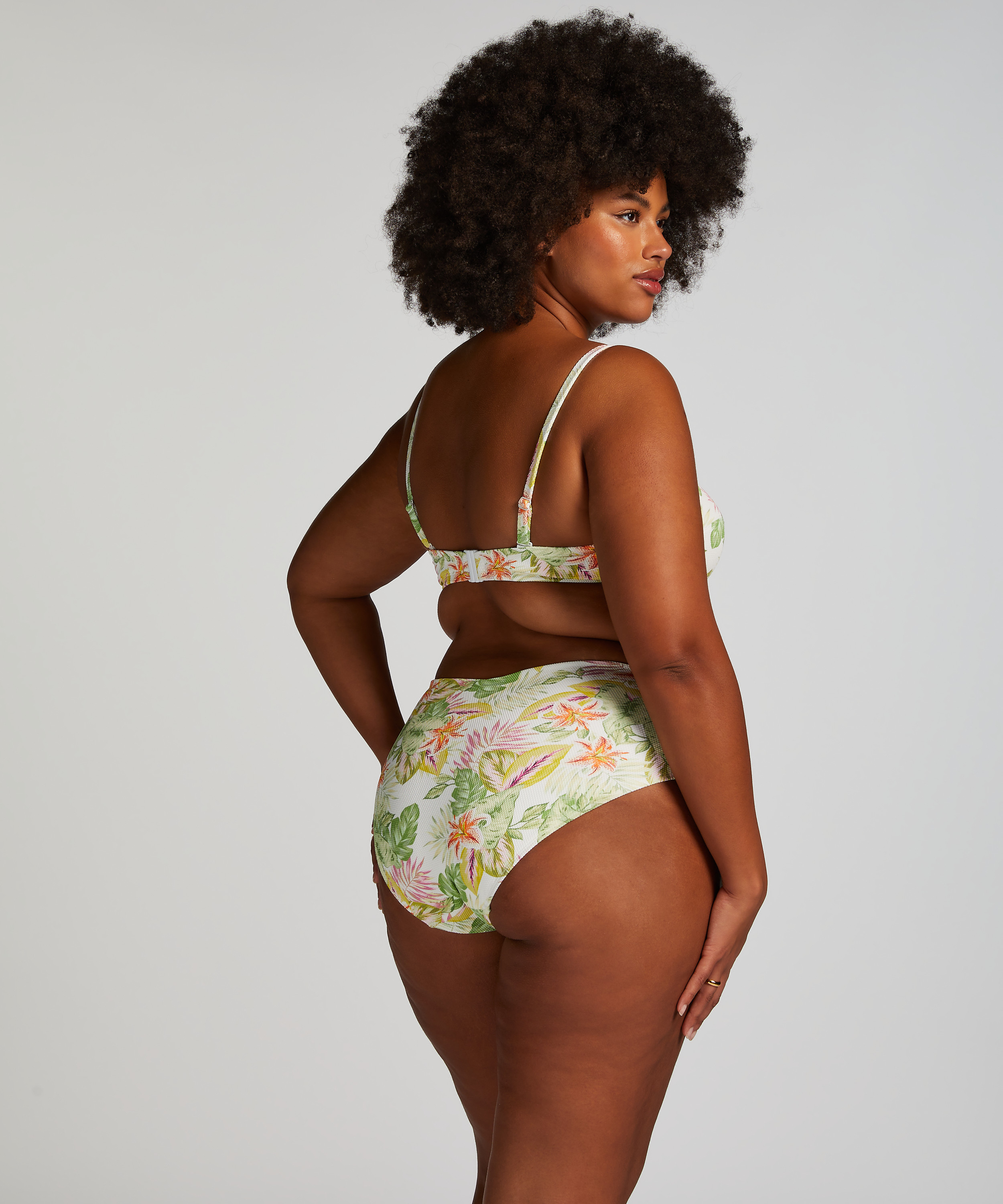 Haut de bikini Tropics Taille E +, Blanc, main