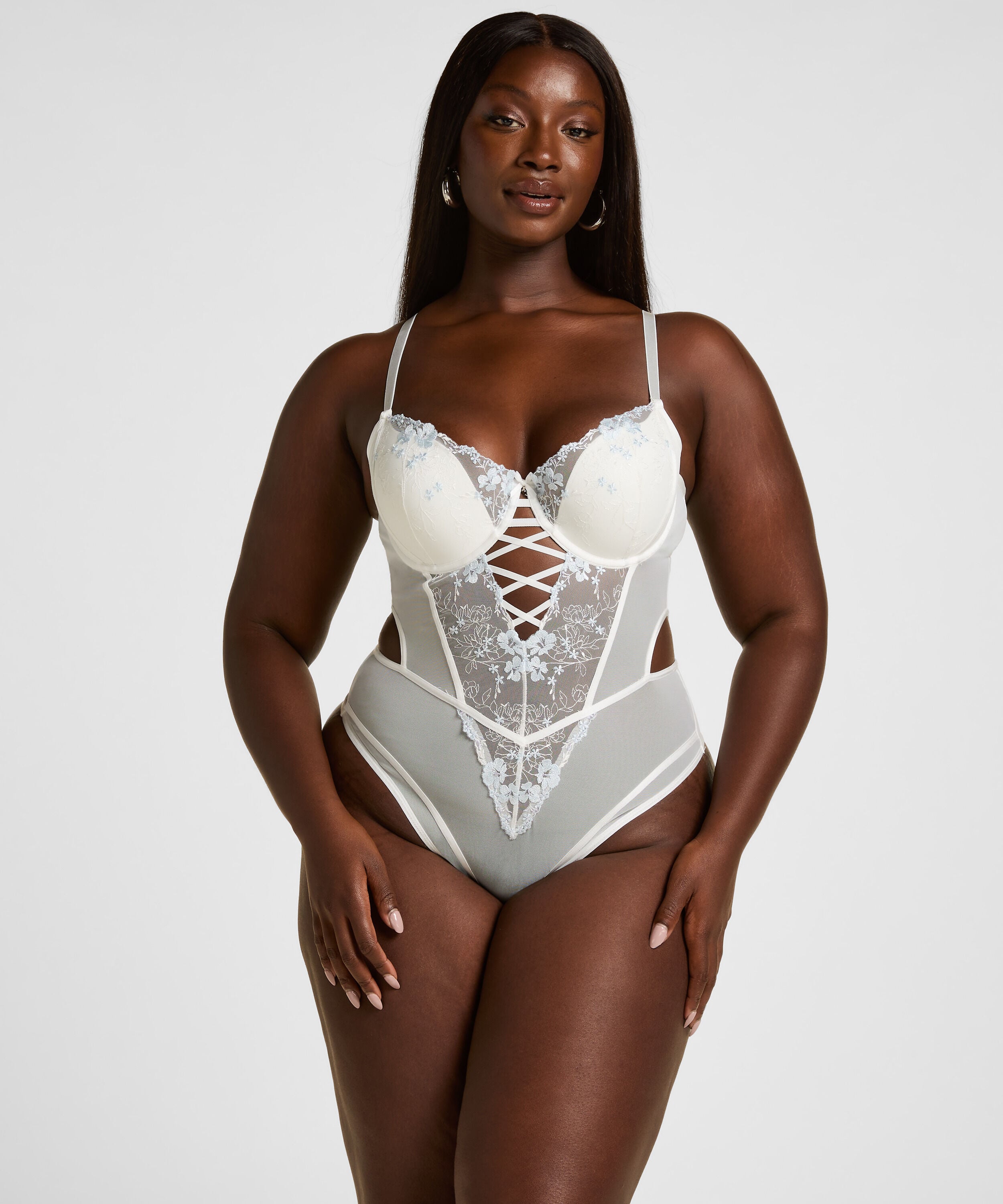 String Lola, Violet String Lola, Violet