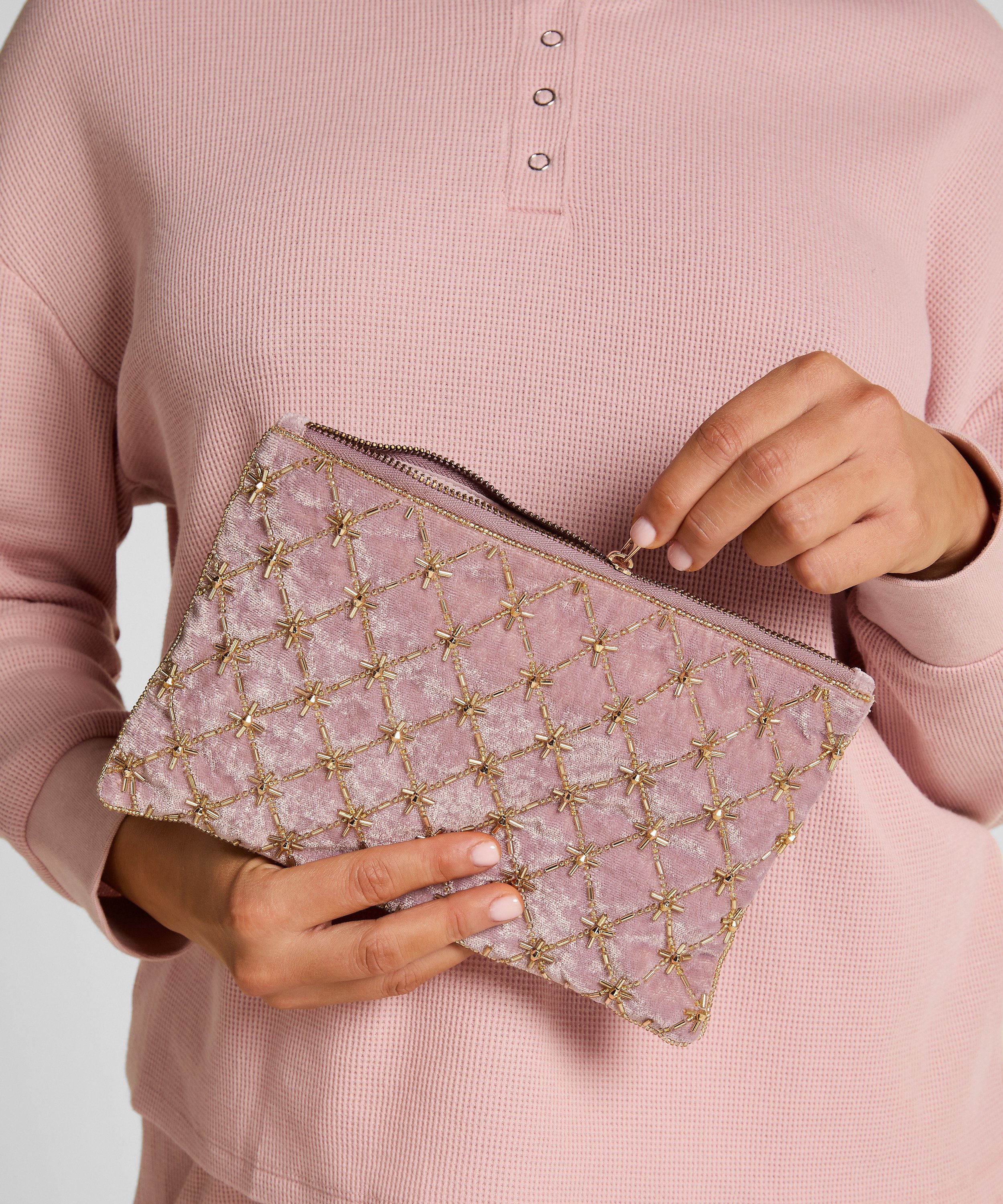 Pochette en perles, Rose, main