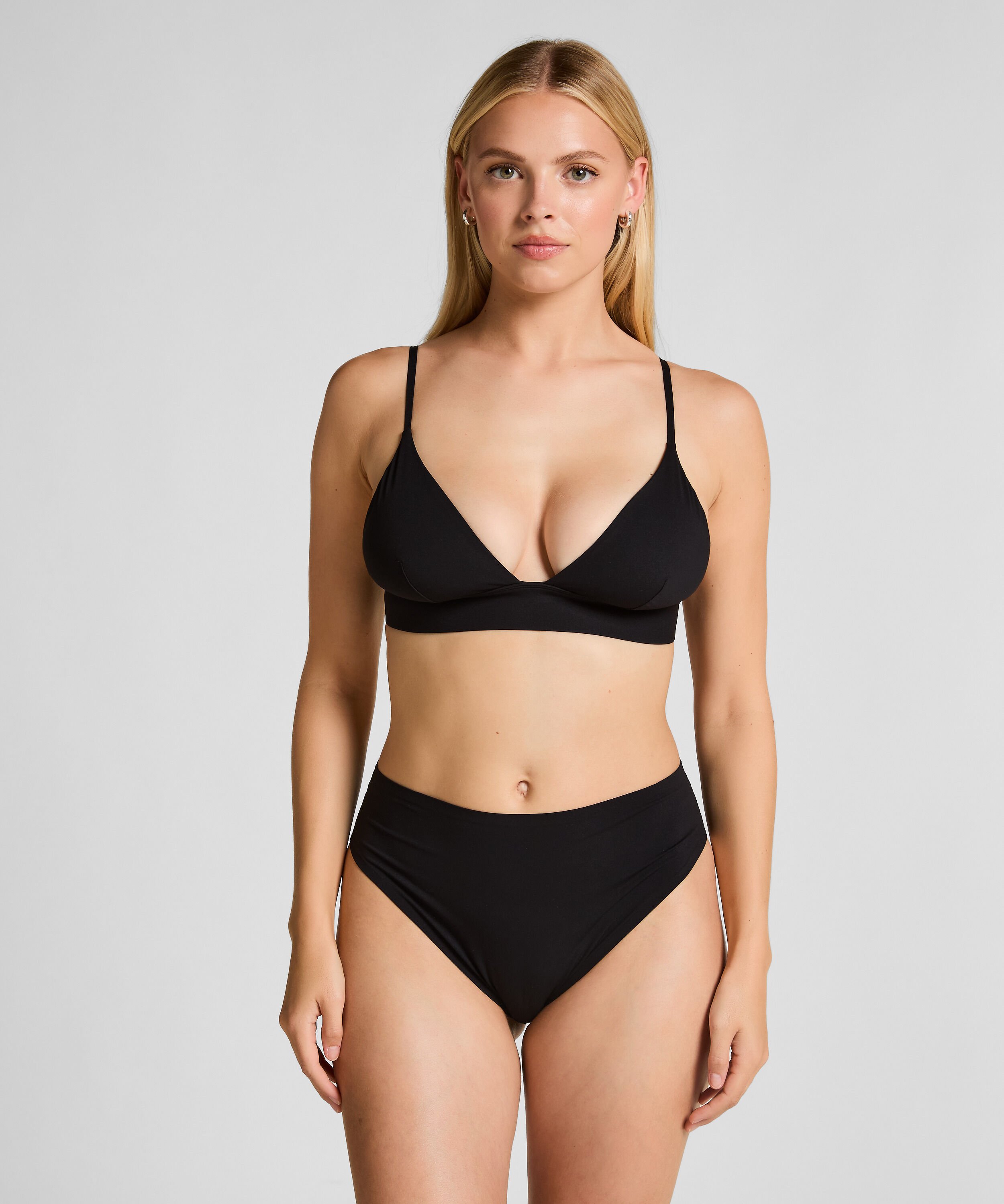 Triangle Brassi&egrave;re Smooth, Noir