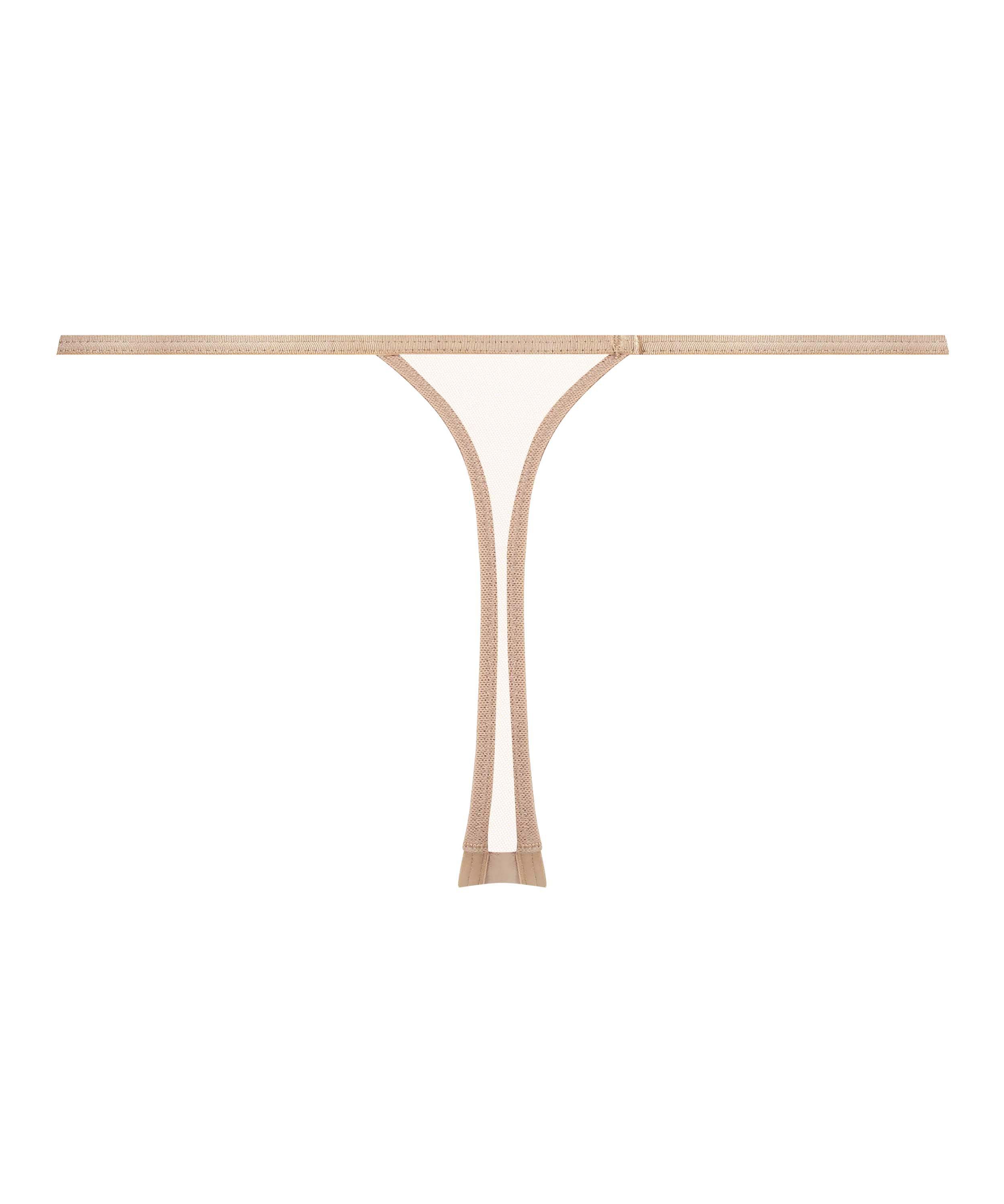 String Maxime, Marron, main