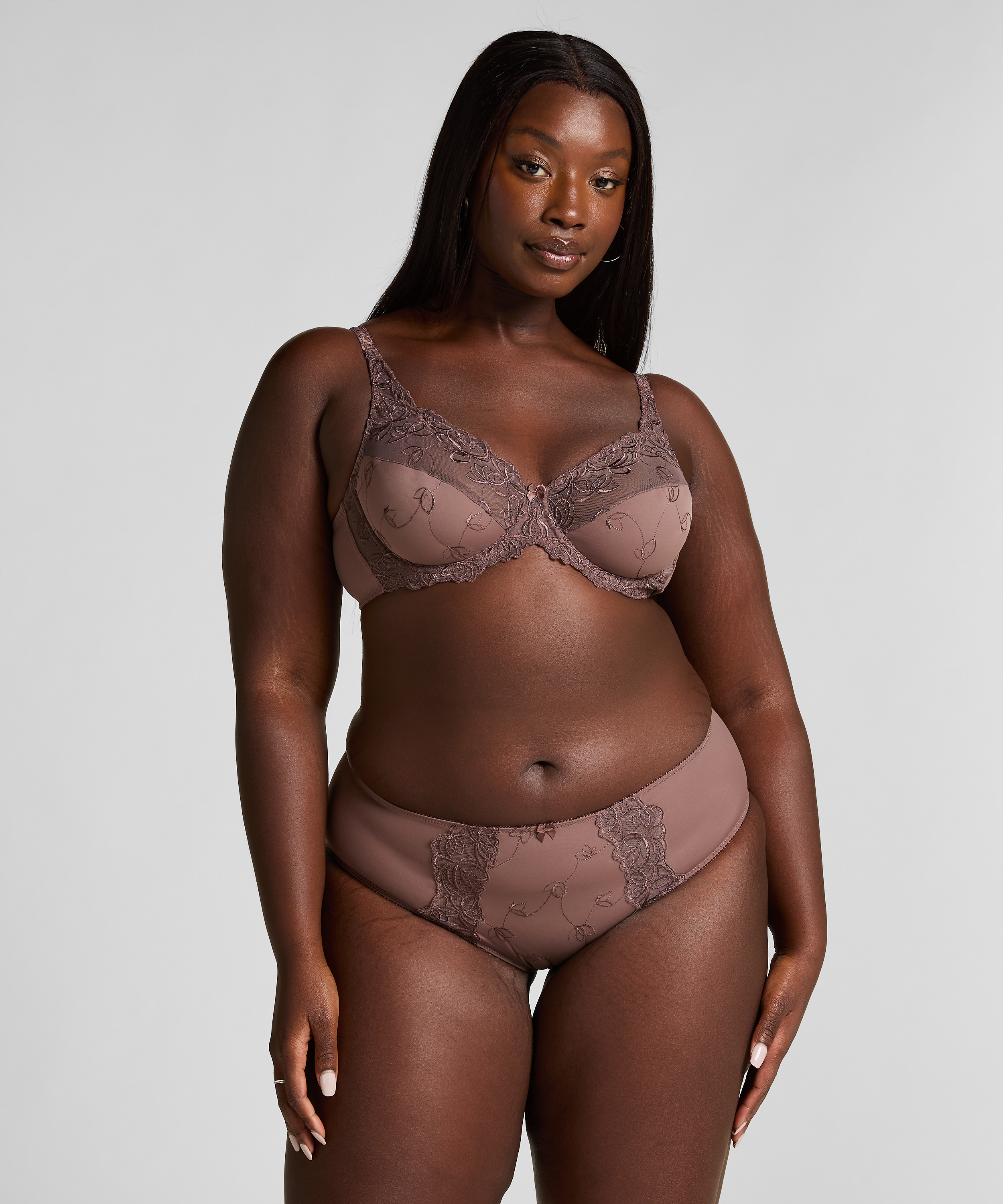 Soutien-gorge à armatures non-préformé Diva, Marron, main