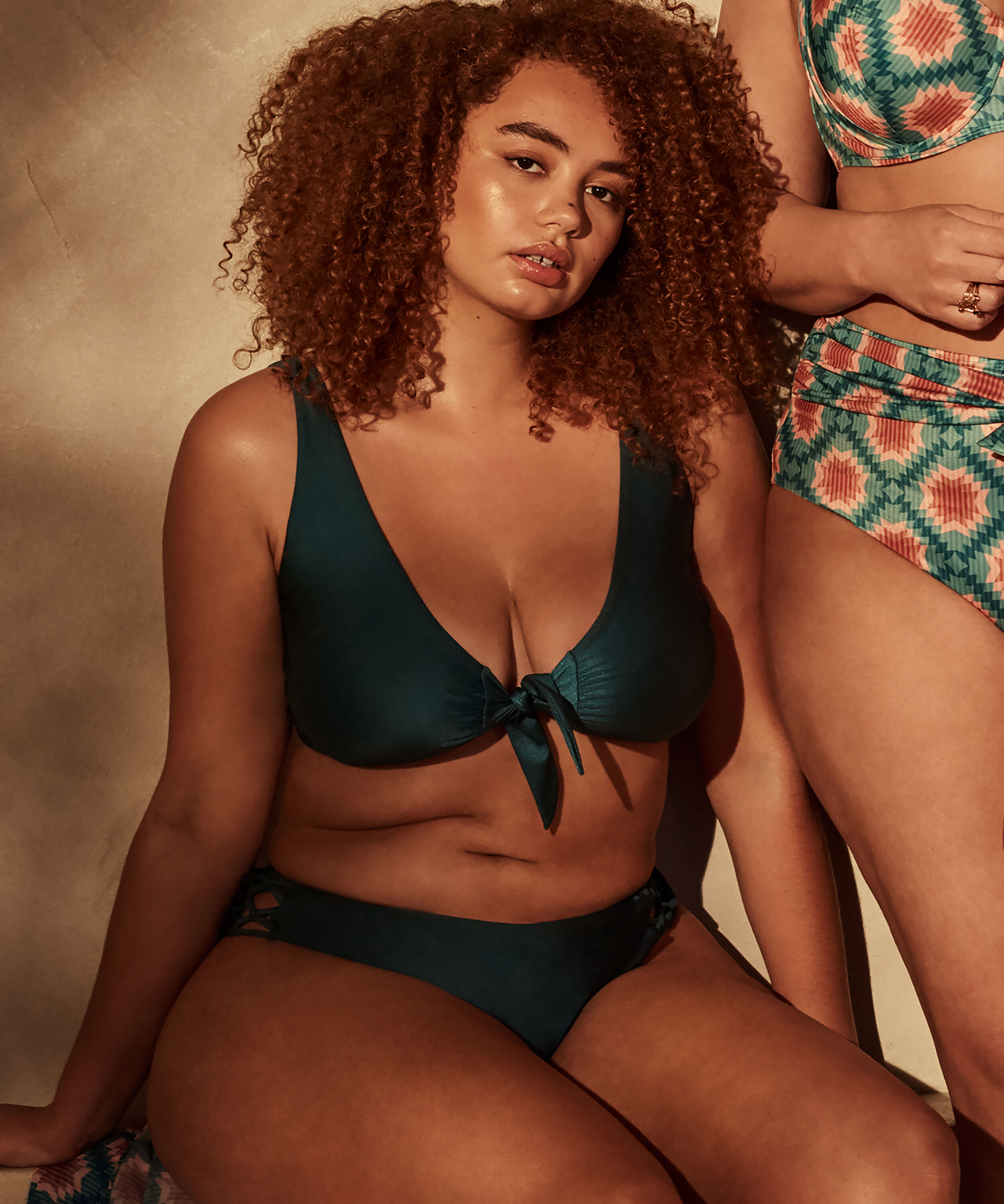 Haut de bikini triangle longline Brokopondo I AM Danielle, Bleu