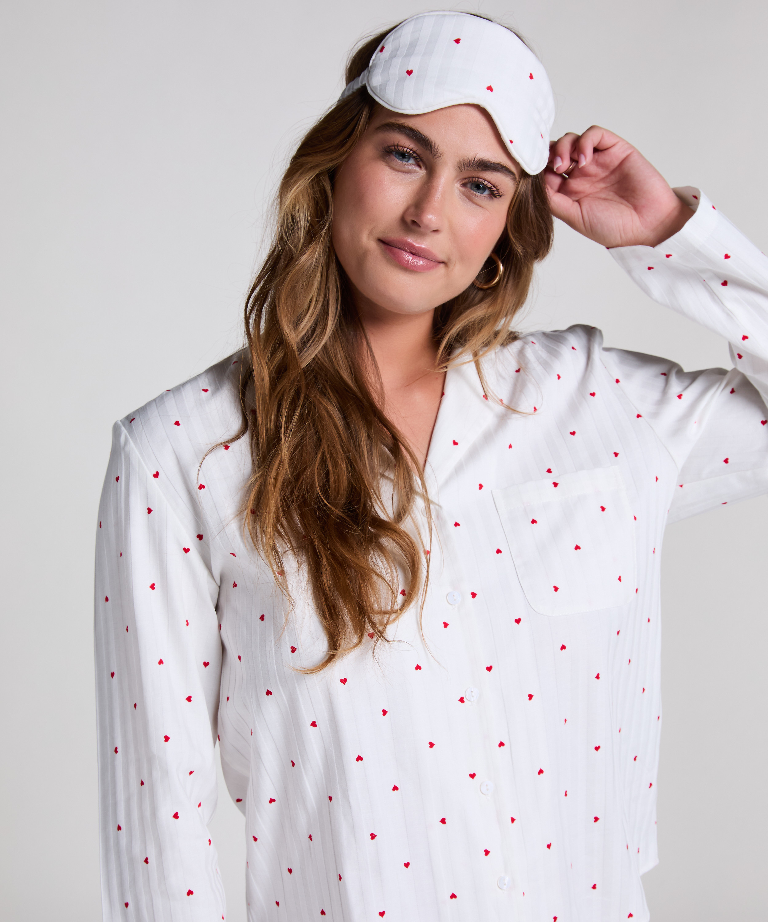 Masque de sommeil, Blanc, main