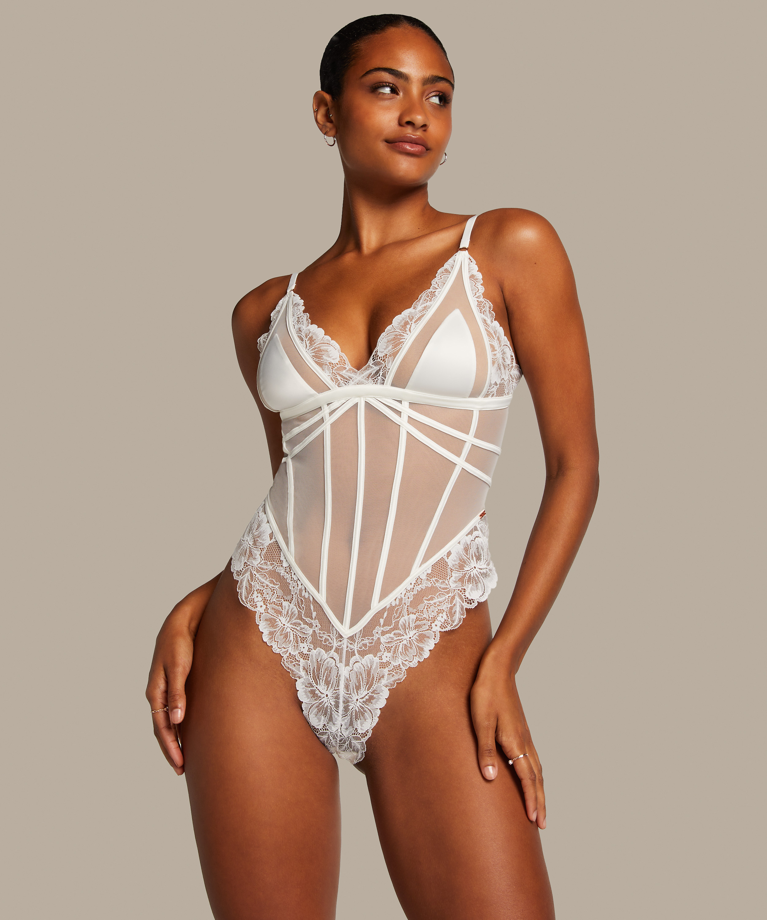 Body Ditte, Blanc, main