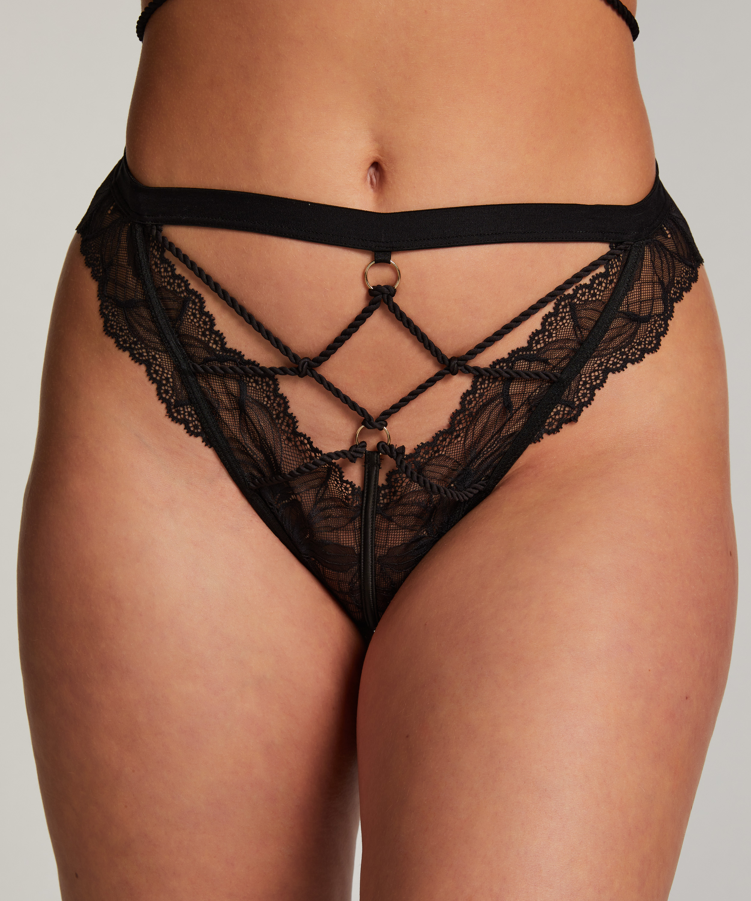 Slip brésilien Bellini, Noir, main