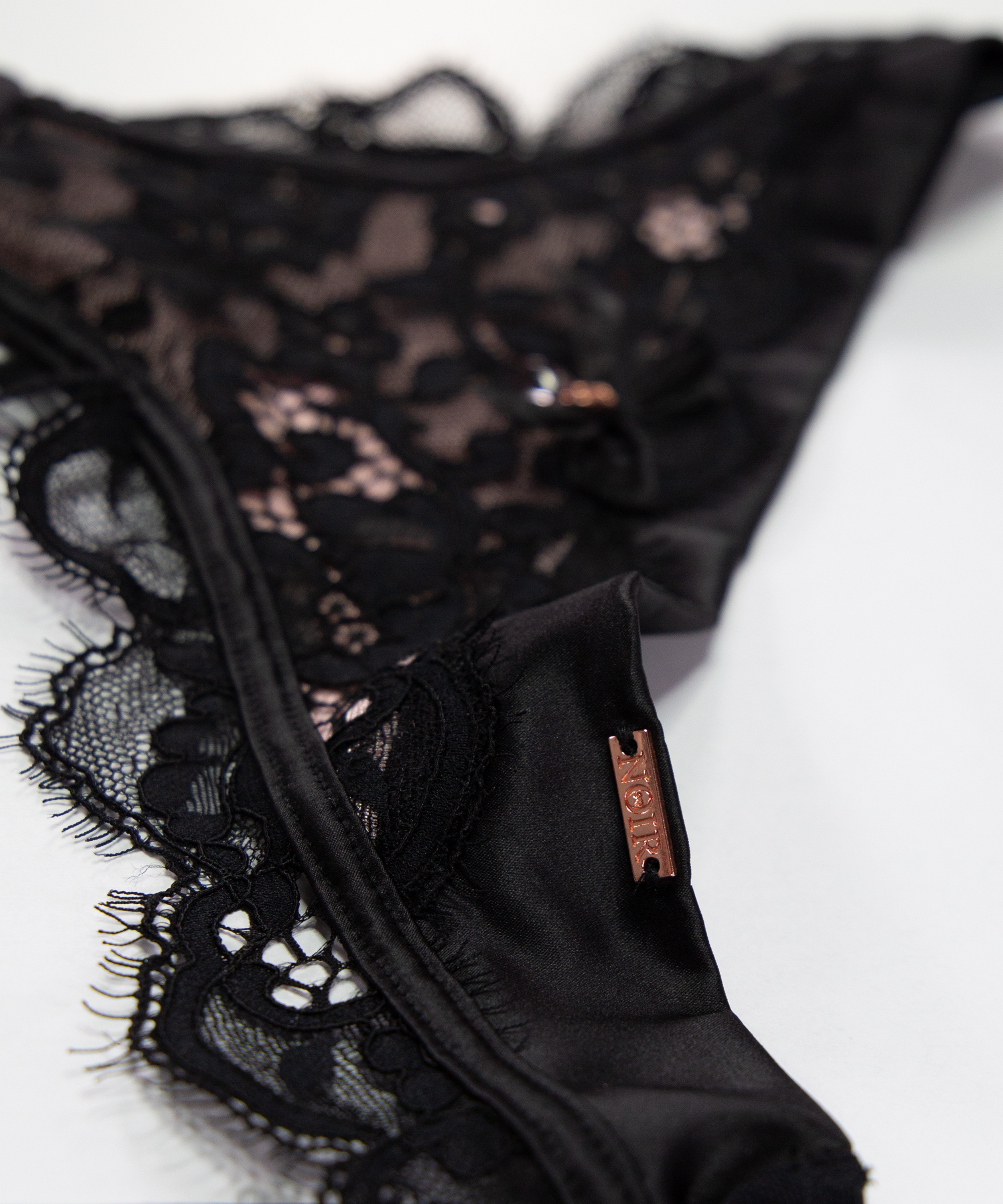 Slip brésilien Heather, Noir, main