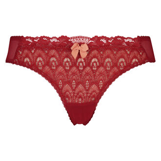 String Latrice, Rouge