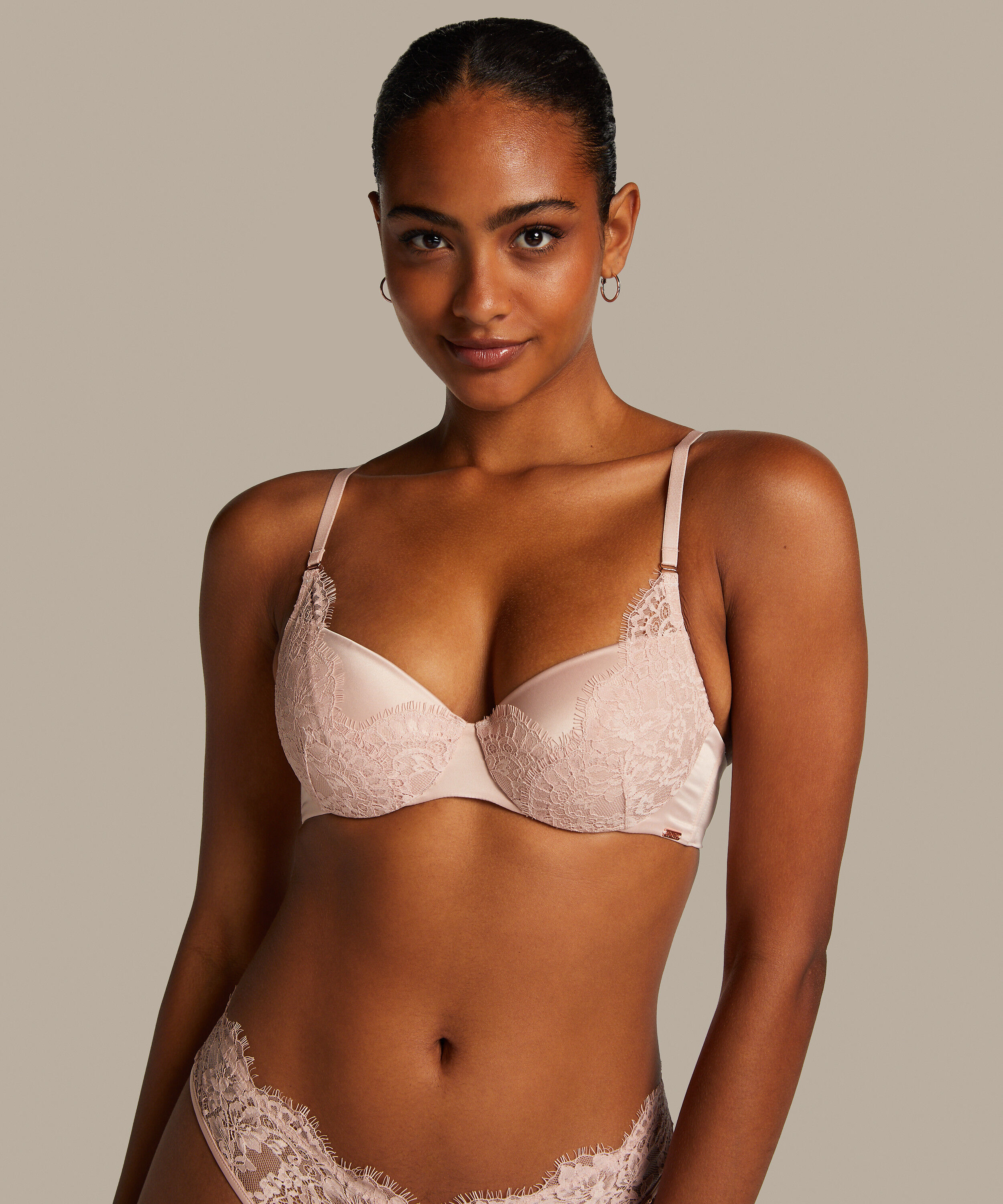 Soutien-gorge à armatures préformé Chalice, Rose