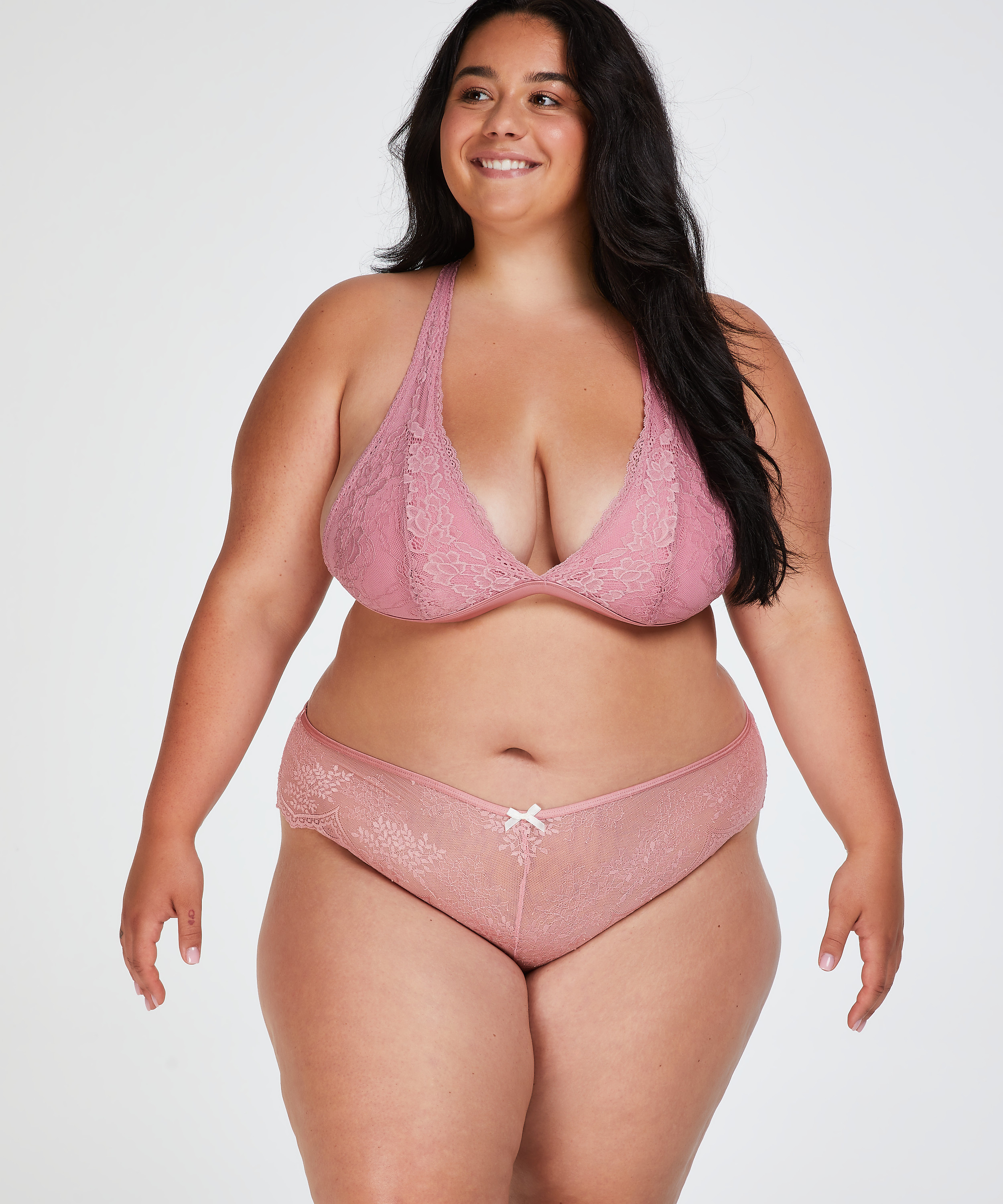 Short brésilien Albane, Violet, main