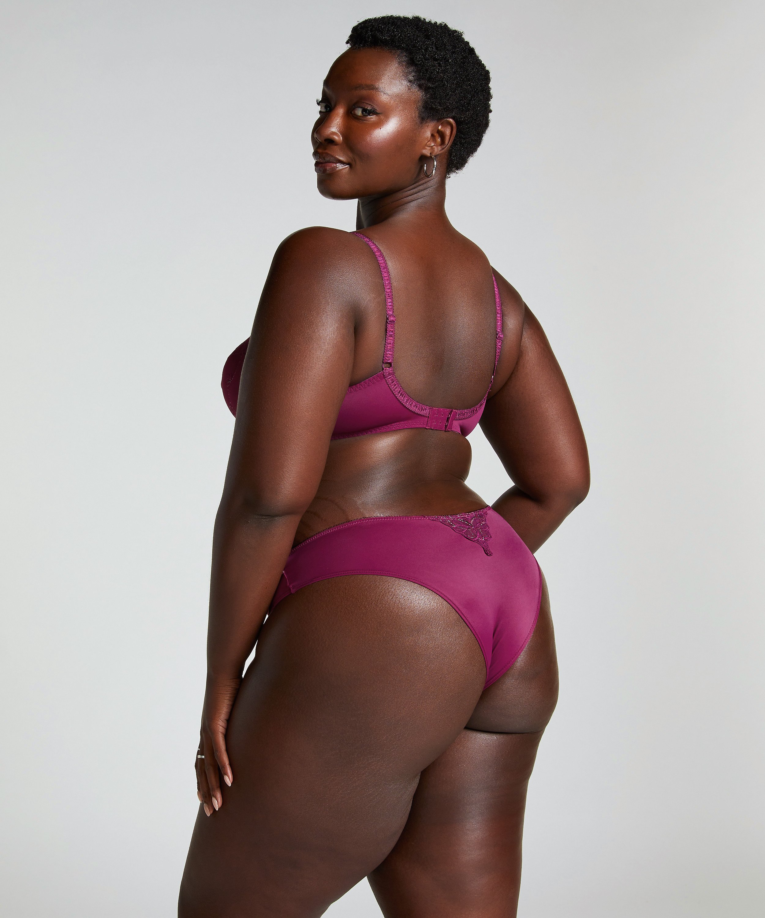 Soutien-gorge à armatures non-préformé Diva, Violet, main