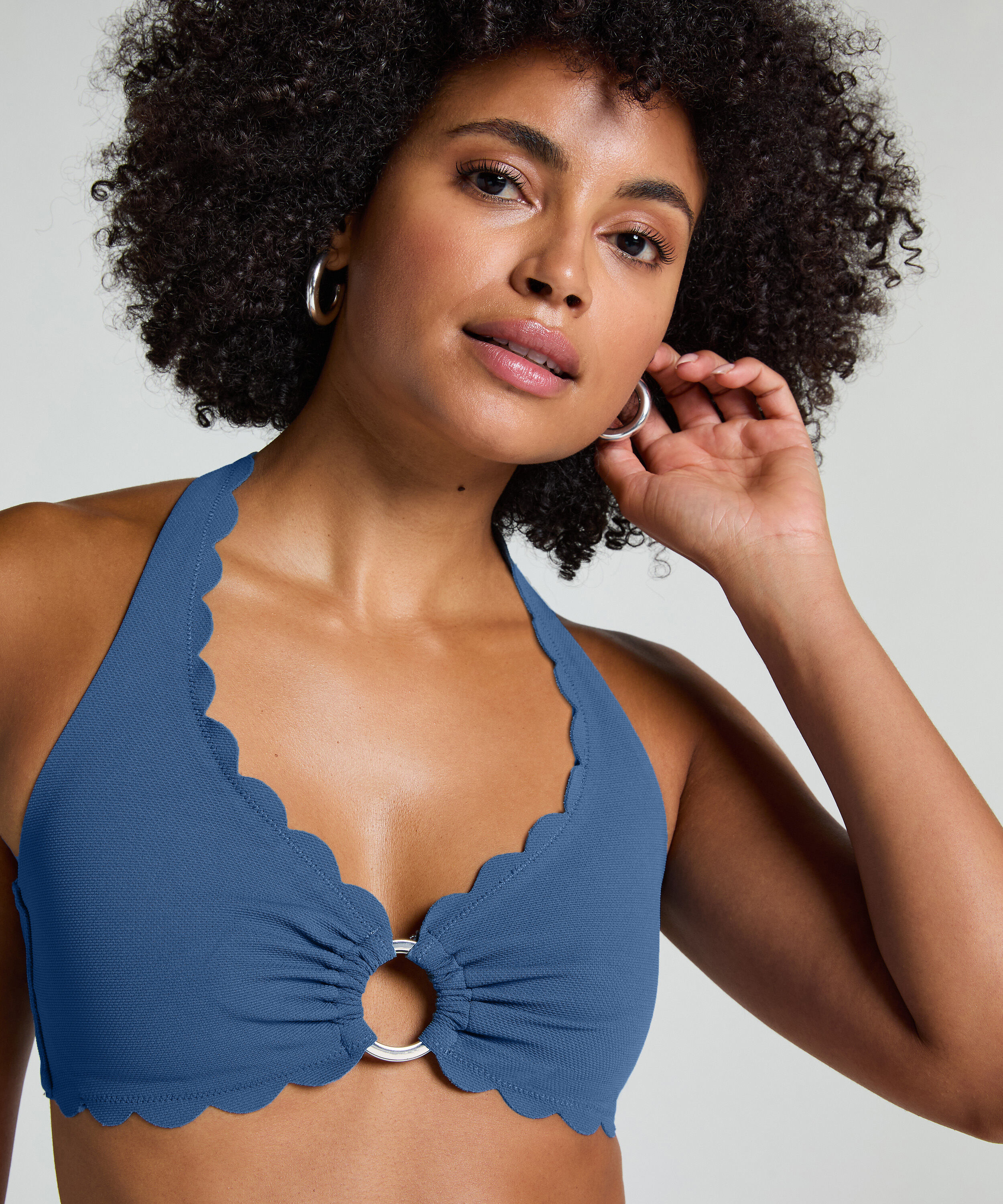 Haut de bikini dos nu festonné, Bleu Haut de bikini dos nu festonné, Bleu