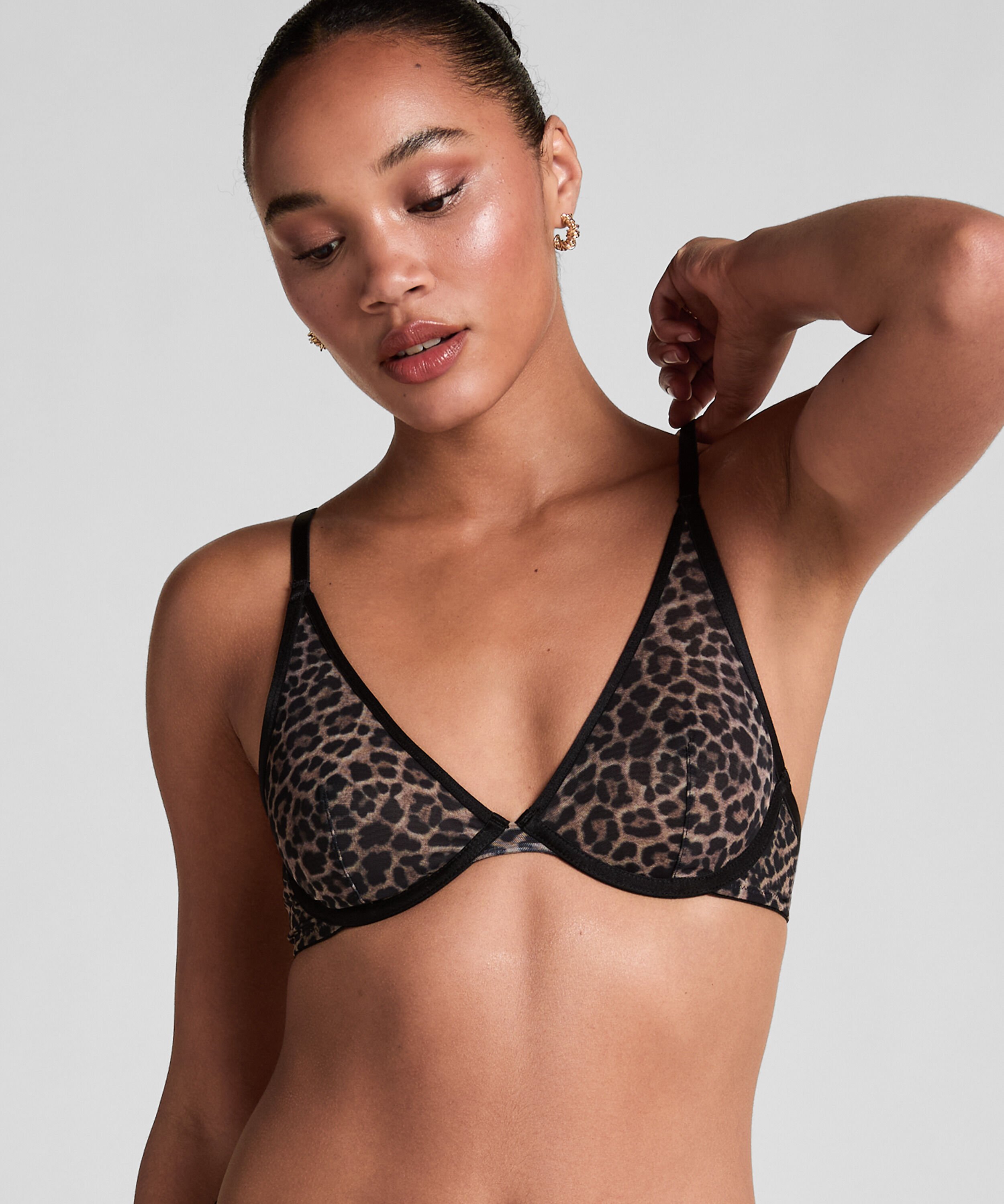 Soutien-gorge à armatures non-préformé léopard Tara, Noir Soutien-gorge à armatures non-préformé léopard Tara, Noir
