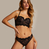 Soutien-gorge &agrave; armatures pr&eacute;form&eacute; longline Helena, Noir