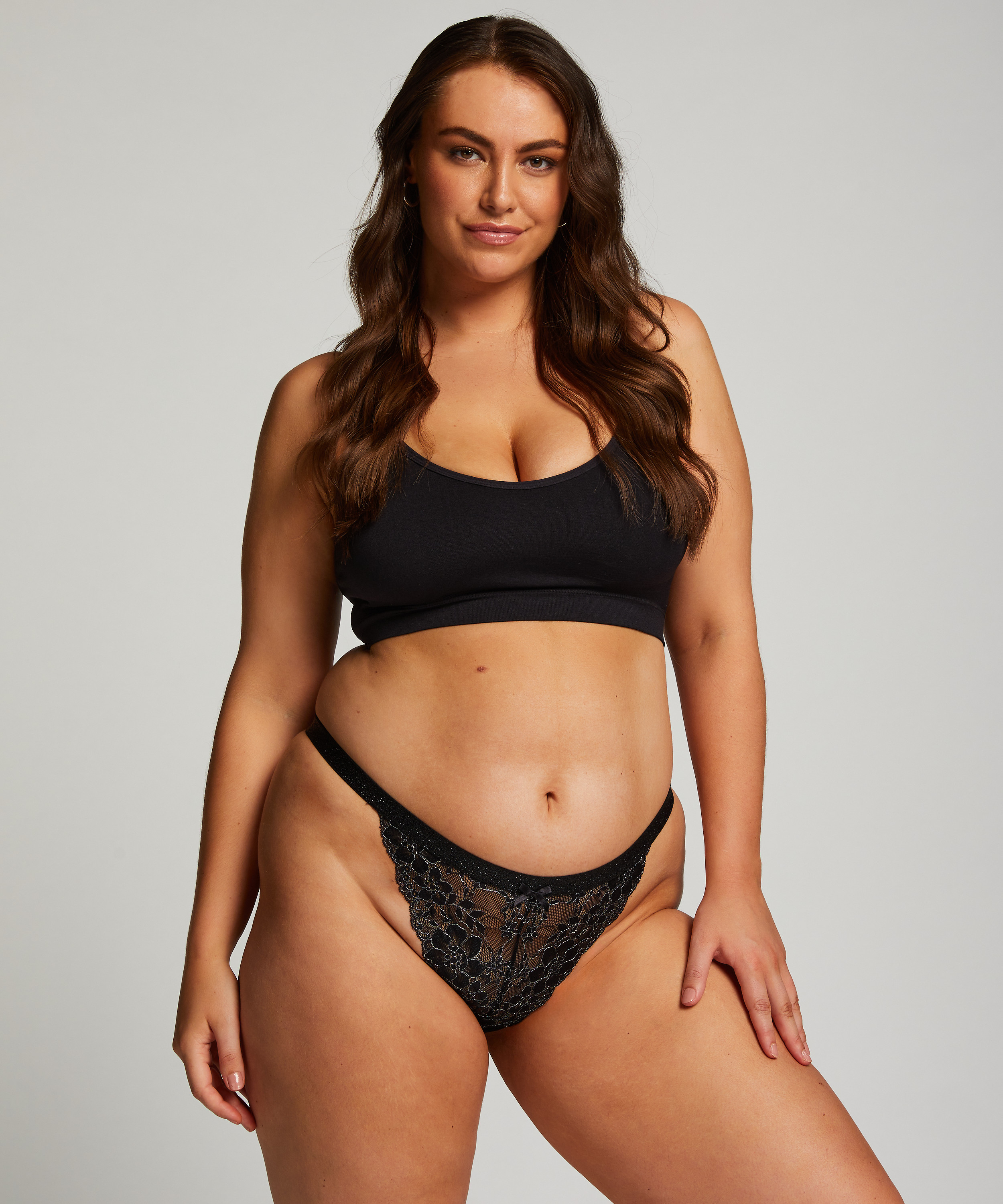 Slip br&eacute;silien Dewi, Noir, main