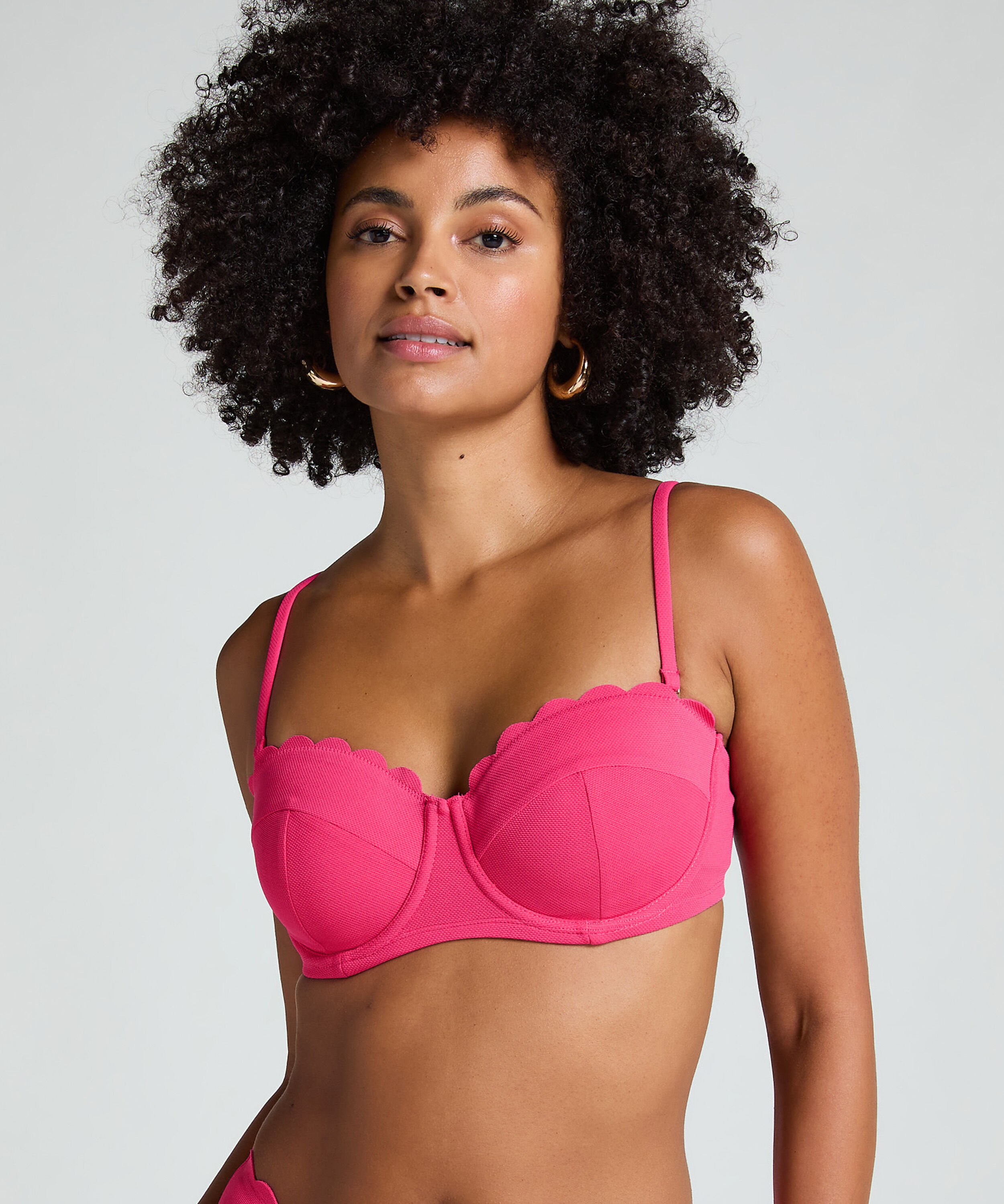 Haut de bikini sans bretelles préformé à armatures Scallop Taille E +, Rose Haut de bikini sans bretelles préformé à armatures Scallop Taille E +, Rose